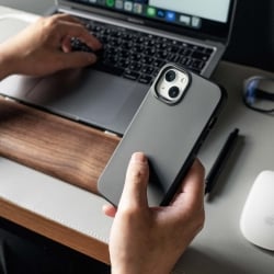 Coque SolidSuit MagSafe iPhone 16e - Beige Coquillage - Rhinoshield photo 4