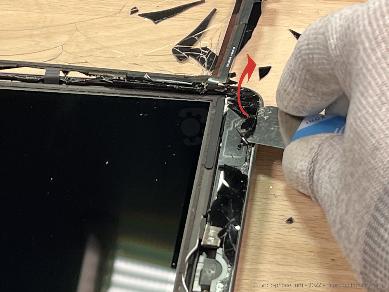 Comment changer la vitre ou la dalle LCD de l'iPad 9 : Tuto Brico-Phone 