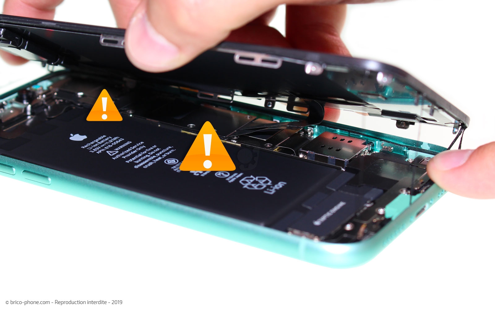 Comment changer l'écran de l'iPhone 13 : Tuto Brico-Phone 