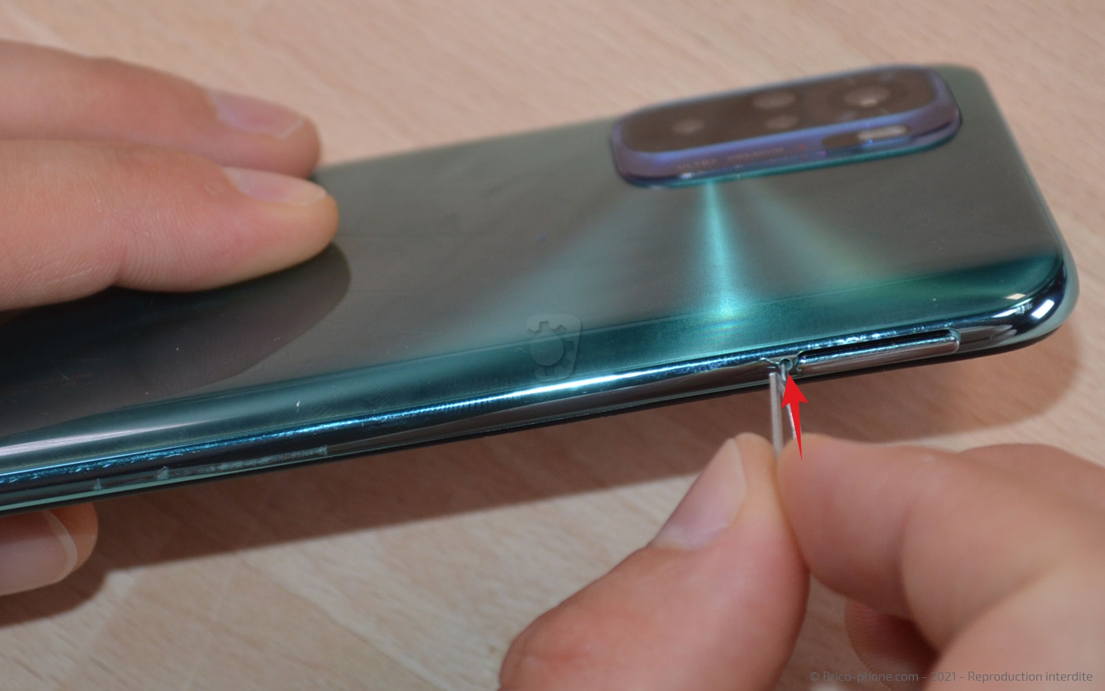 Changement de la vitre arrière sur Redmi Note 10 photo 1