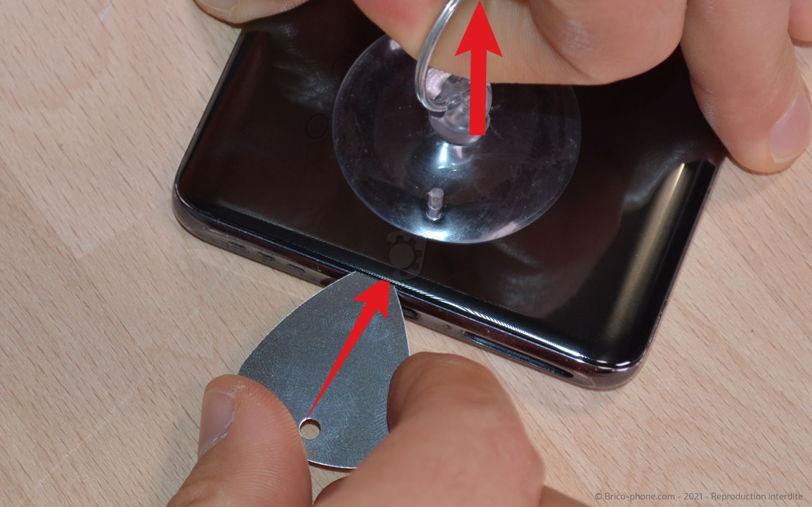 Changement du connecteur de charge sur Find X2 Pro photo 3