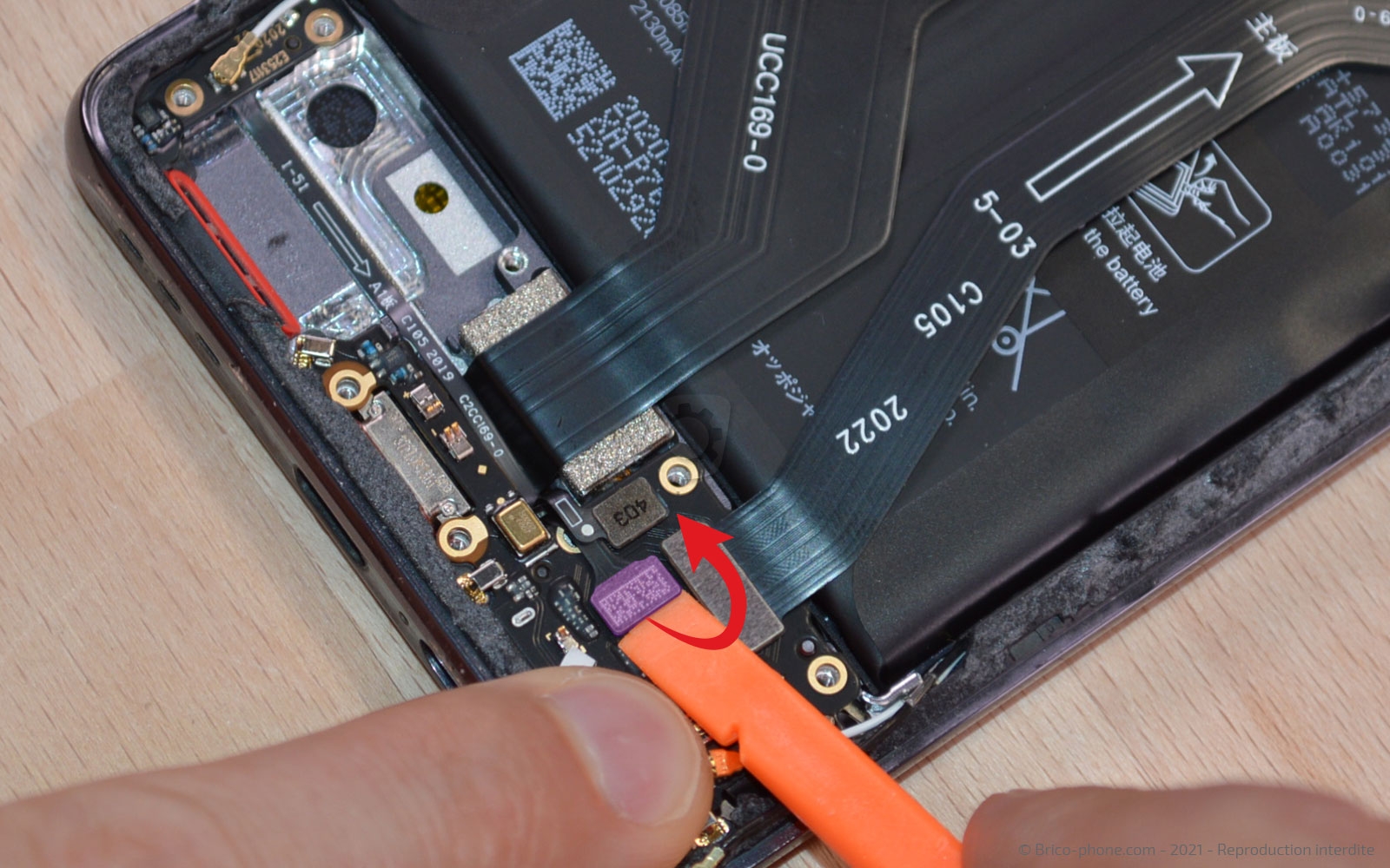 Changement du connecteur de charge sur Find X2 Pro photo 3