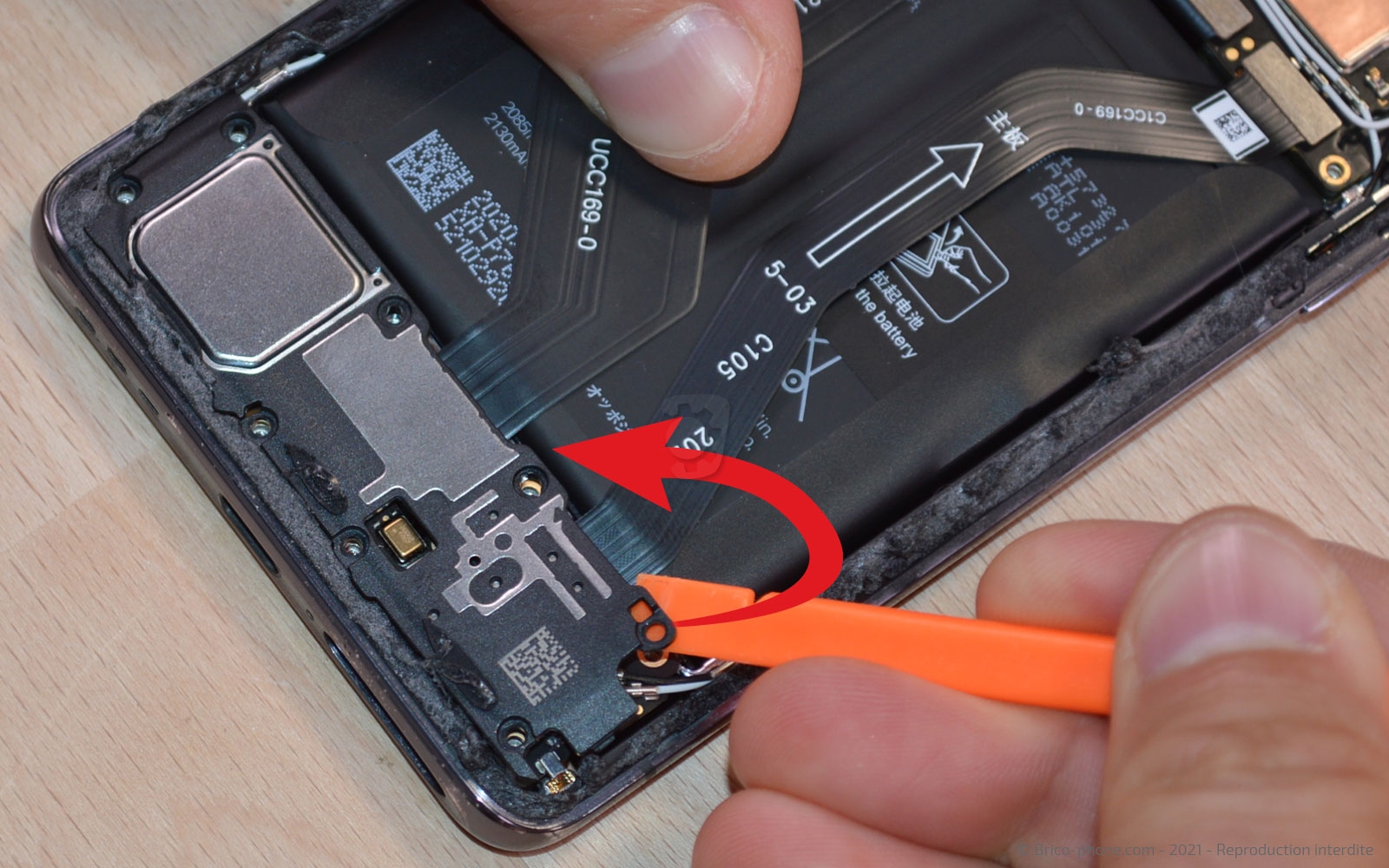 Changement du connecteur de charge sur Find X2 Pro photo 2