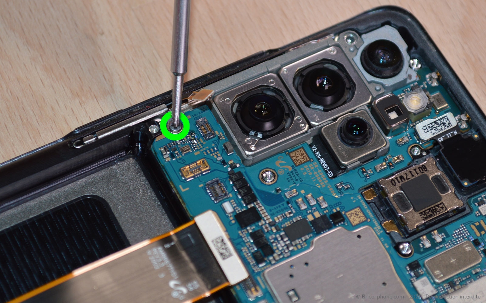 Démontage complet sur Galaxy S20 Plus photo 3