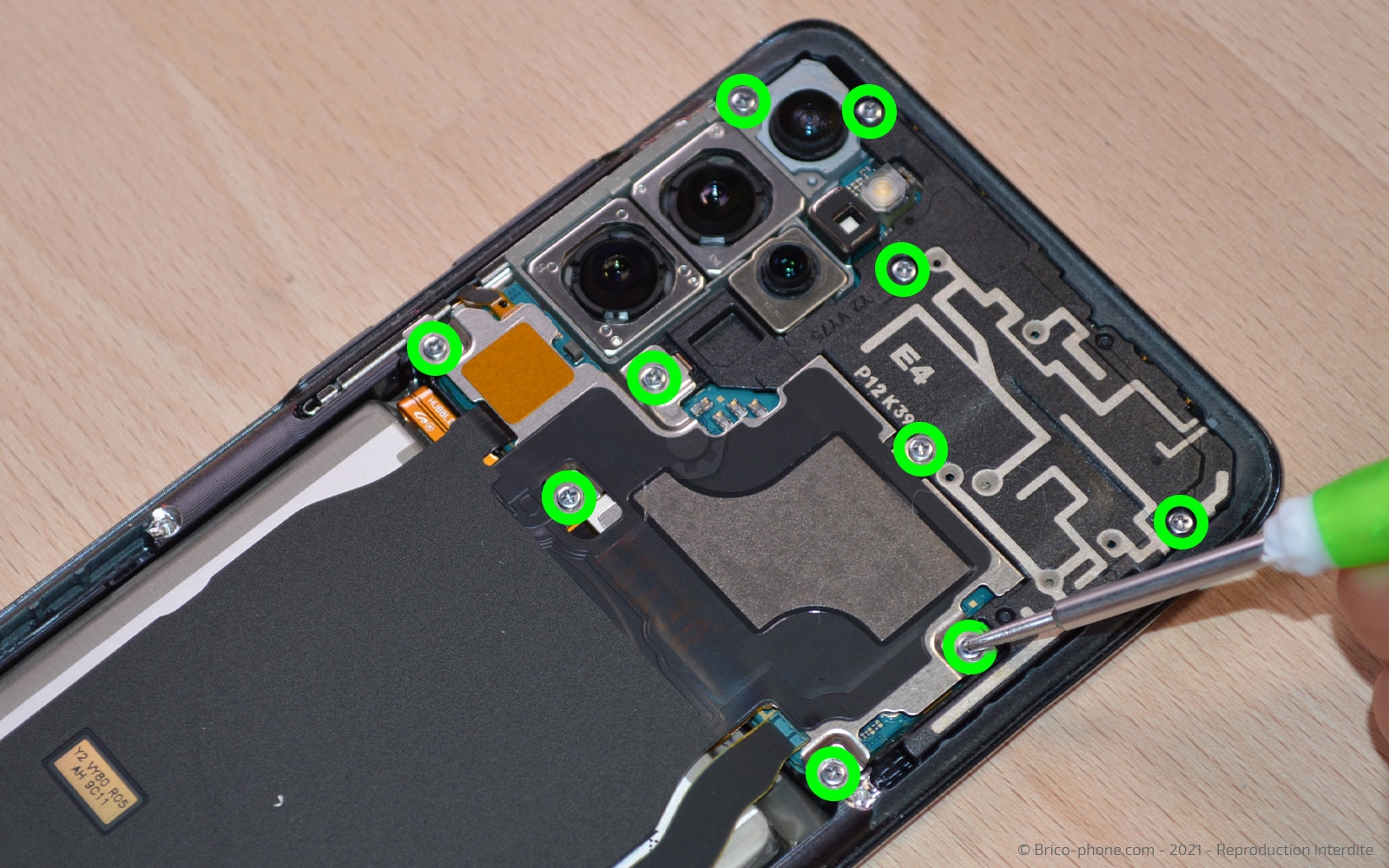 Changement du bloc écran  sur Galaxy S20 Plus photo 1