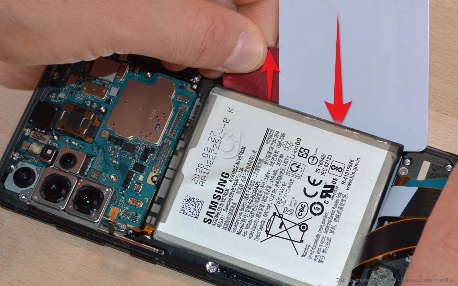 Changement de batterie  sur Galaxy S20 Plus photo 2