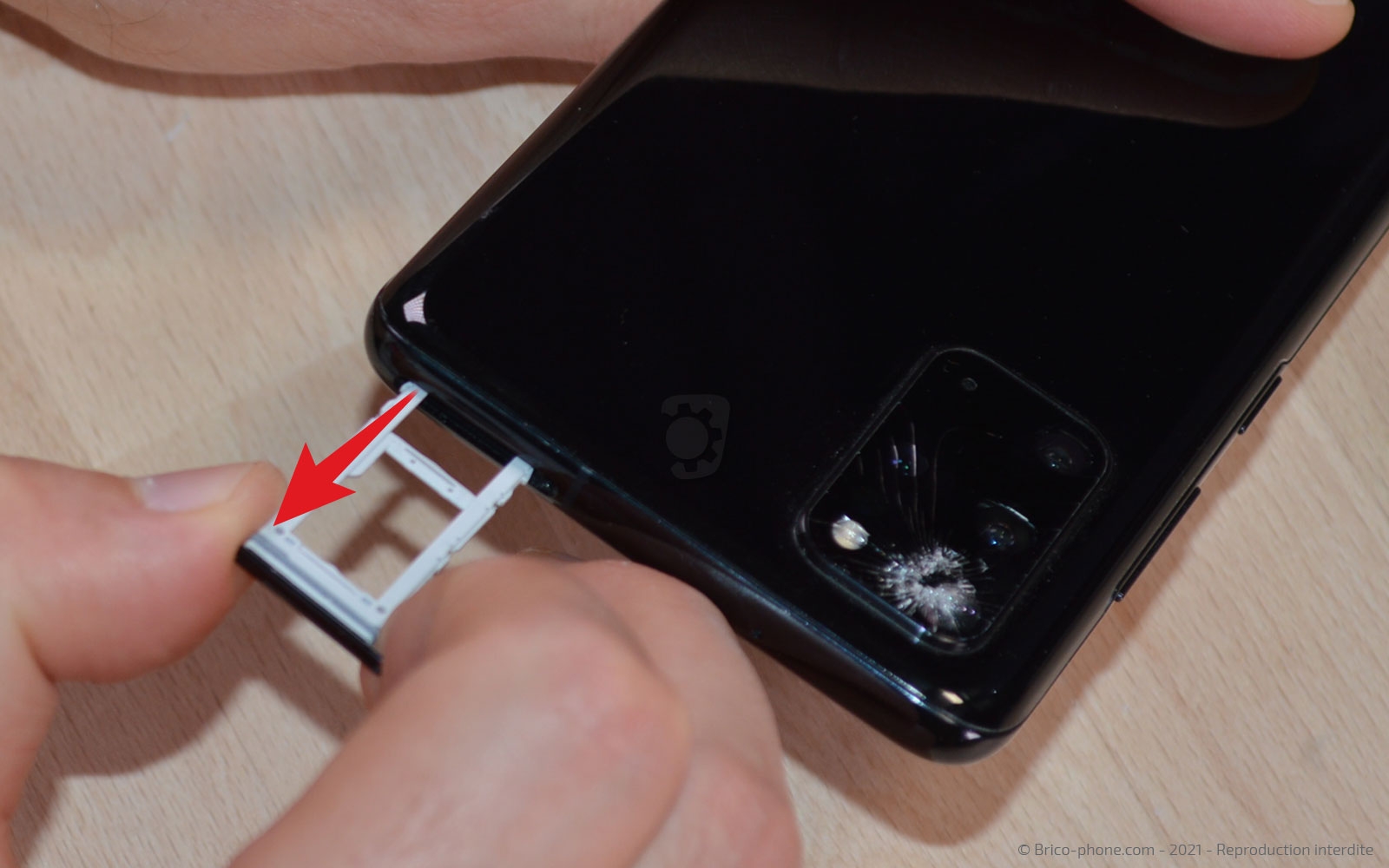 Changement du connecteur de charge sur Galaxy S20 Plus photo 2