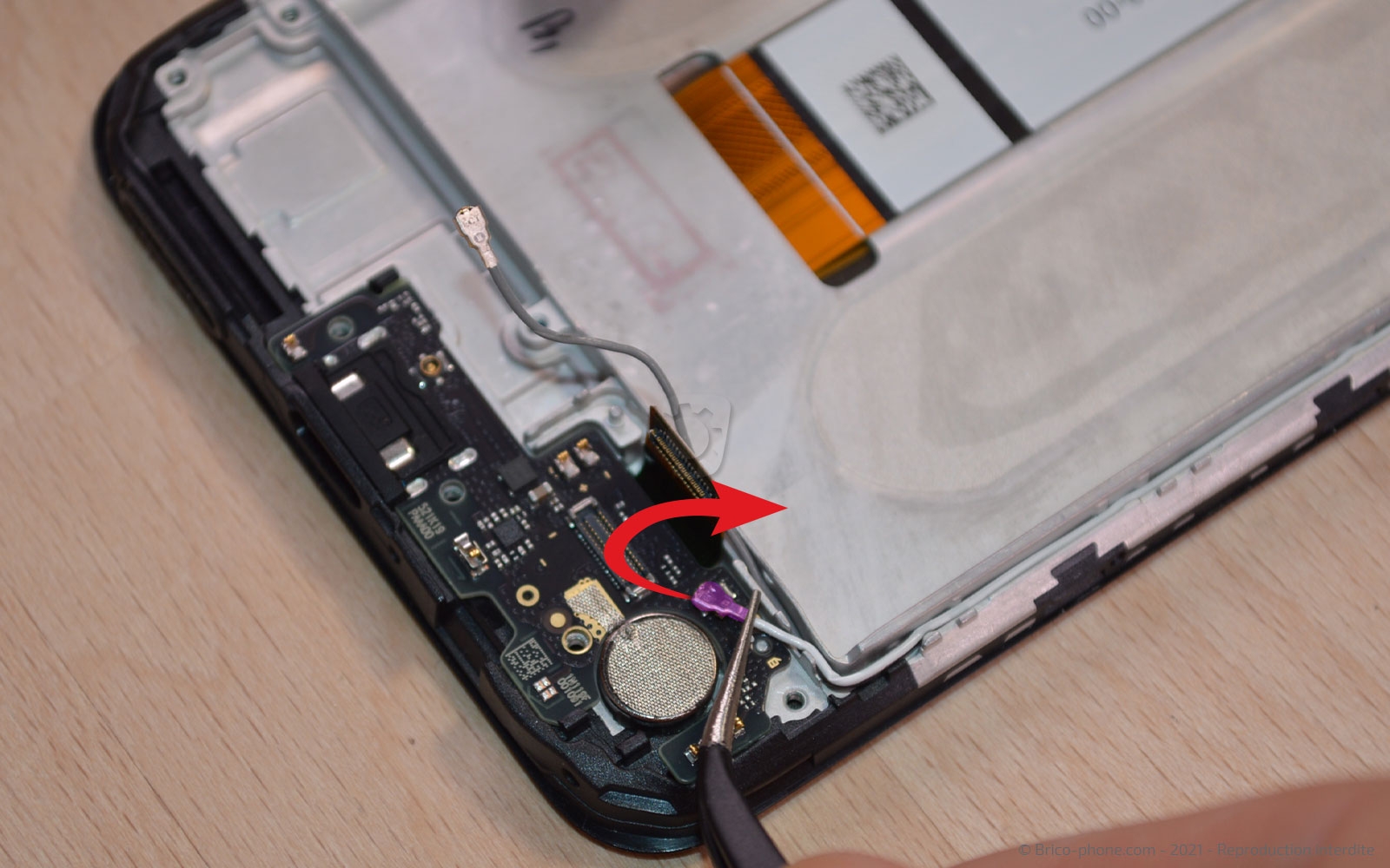 Changement du bloc écran sur Poco M3 Pro photo 4