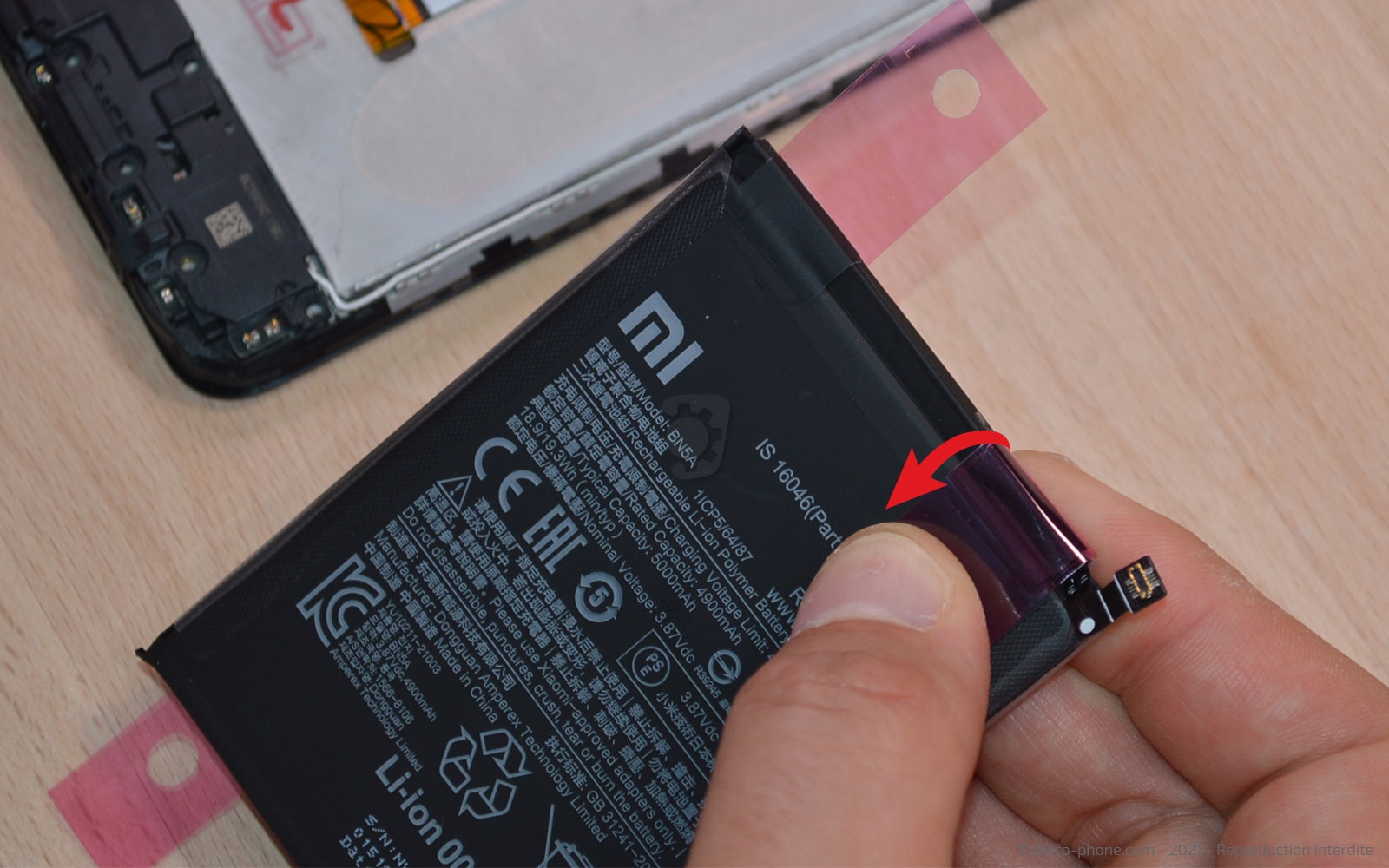 Changement de batterie sur Poco M3 Pro photo 2