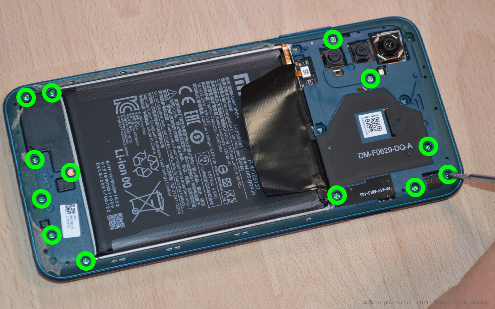 Changement du connecteur de charge sur Poco M3 Pro photo 3