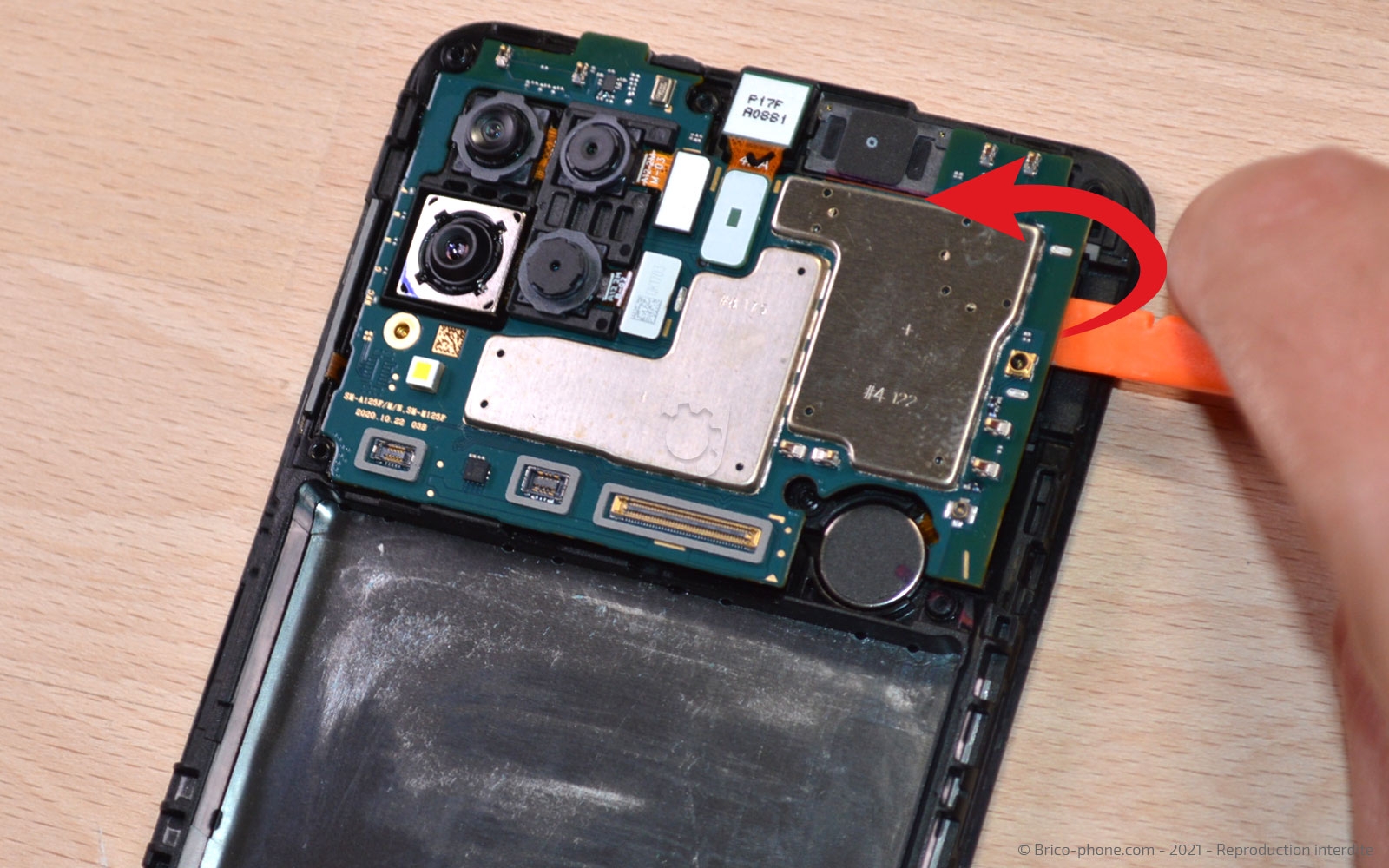 Changement du bloc écran sur Galaxy A12 / A12 Nacho photo 3