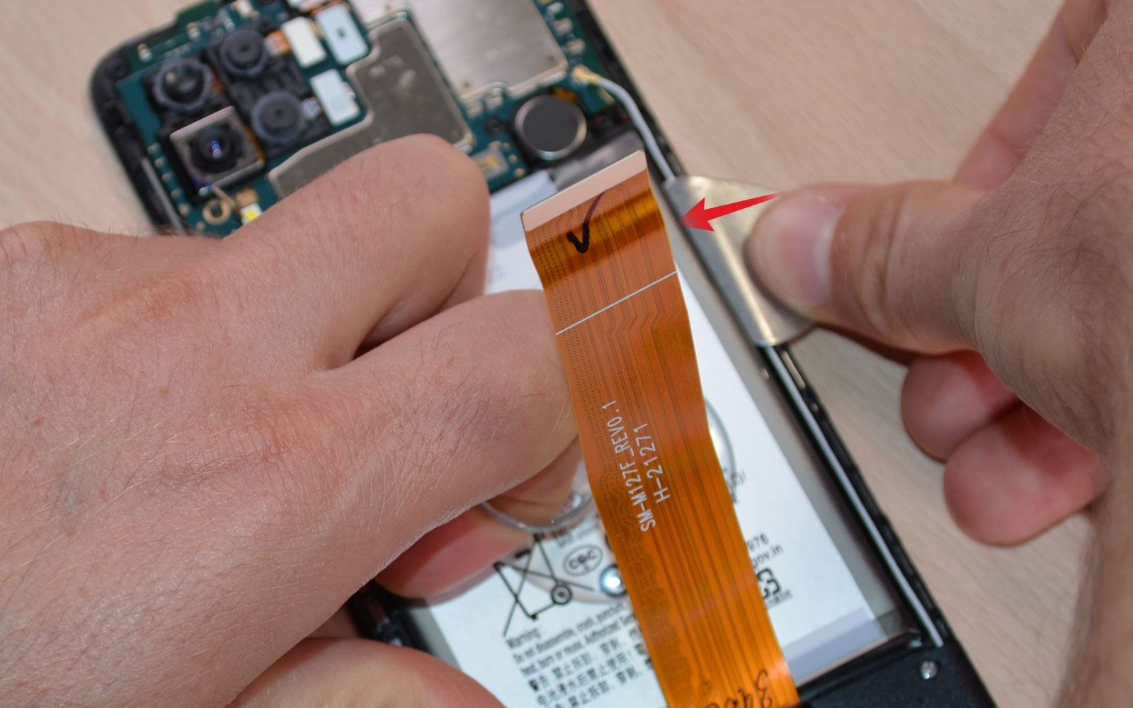 Changement de batterie sur Galaxy A12 / A12 Nacho photo 1