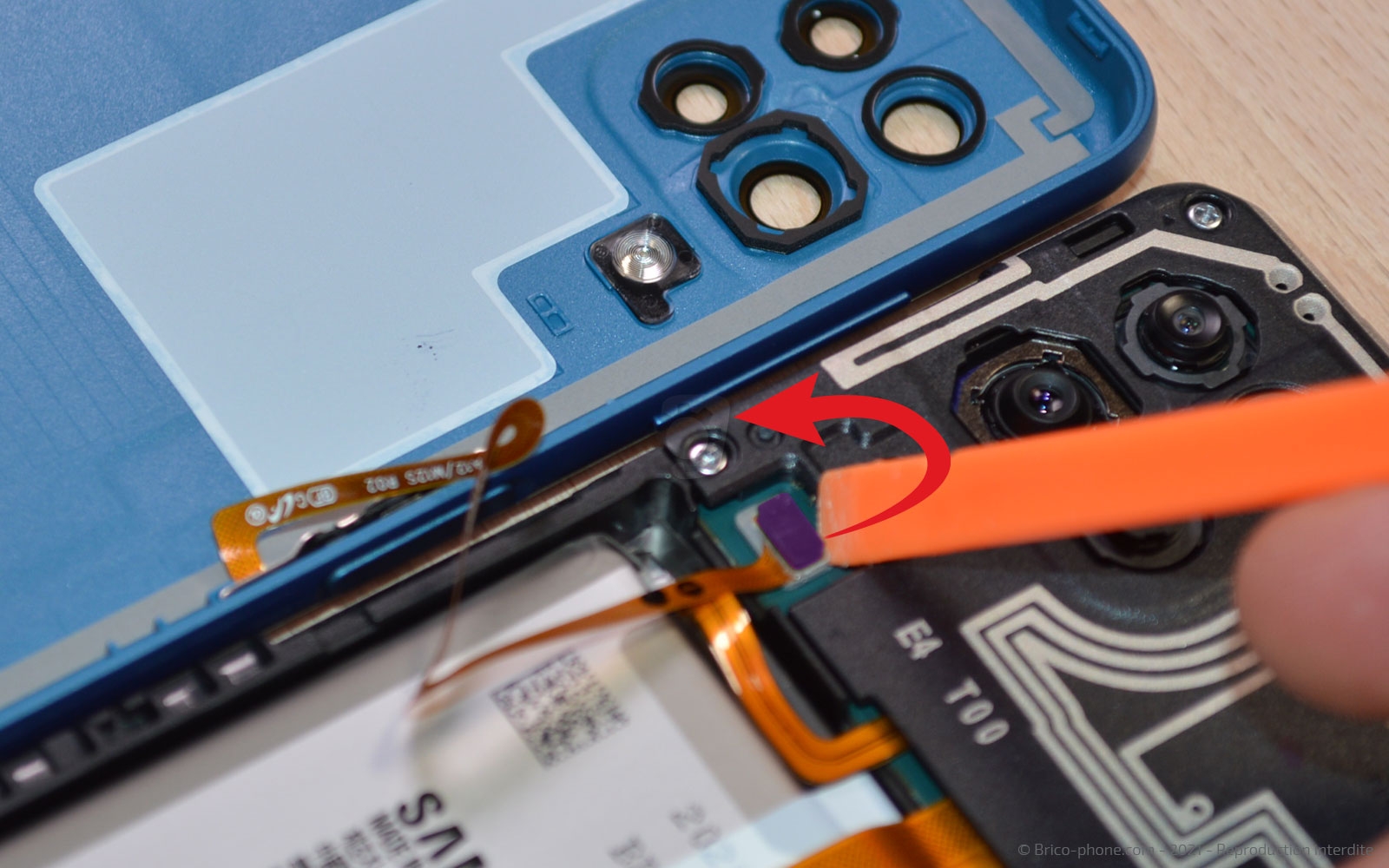 Changement du connecteur de charge sur Galaxy A12 / A12 Nacho photo 4