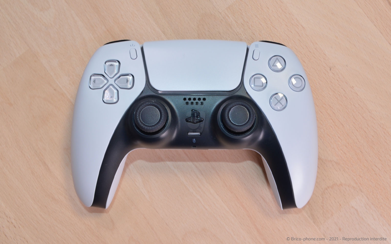 Démontage complet de la manette sur Playstation 5 photo 1