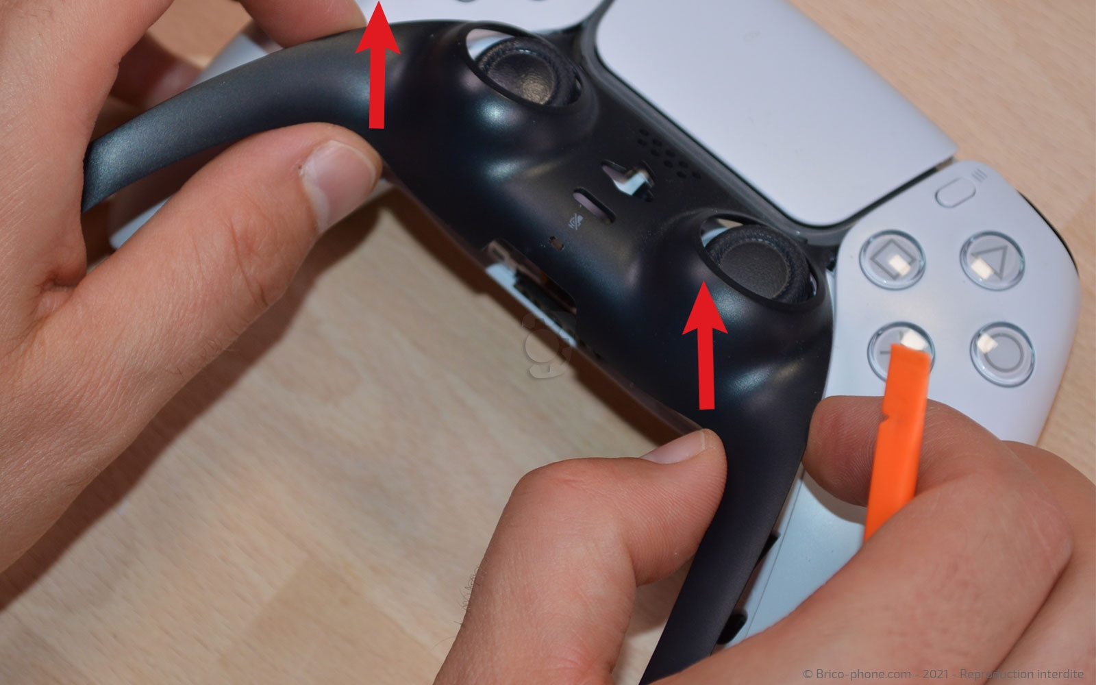 Démontage complet de la manette sur Playstation 5 photo 1