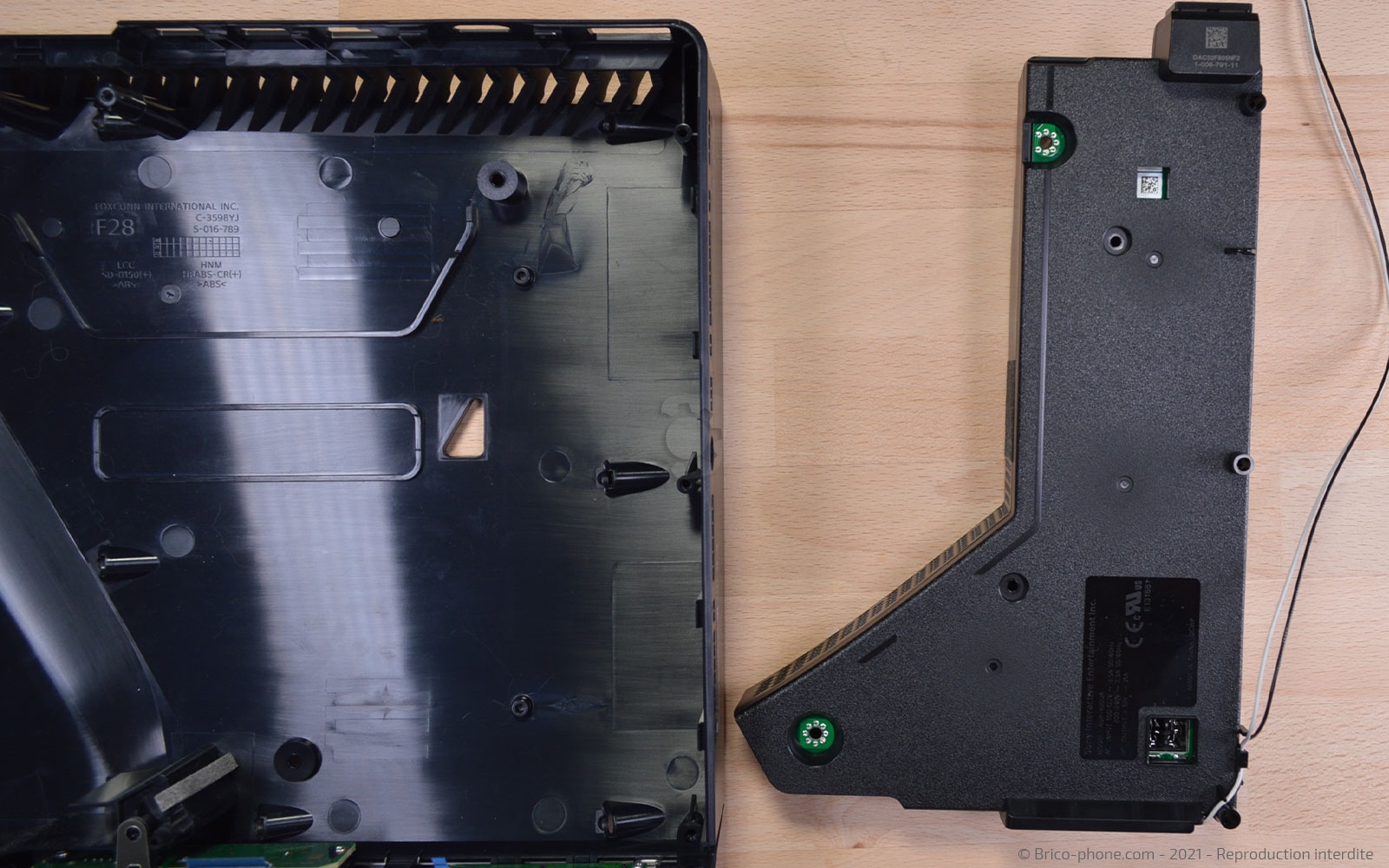 Changement du bloc d'alimentation sur Playstation 5 photo 2