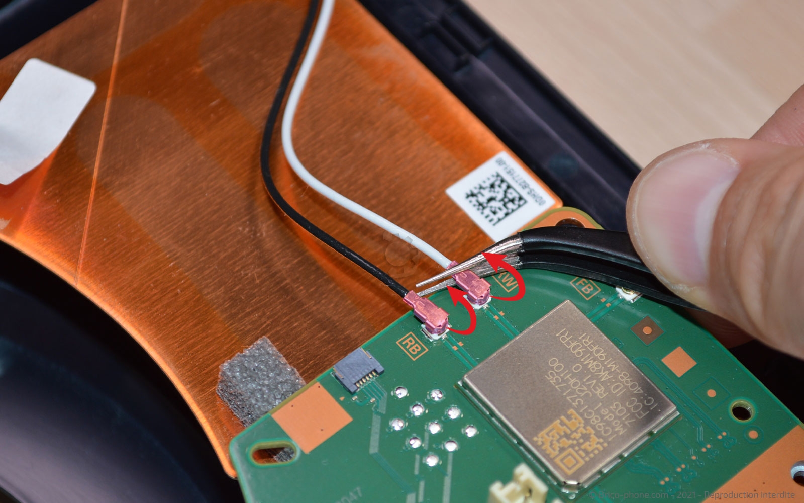 Changement du bloc d'alimentation sur Playstation 5 photo 4