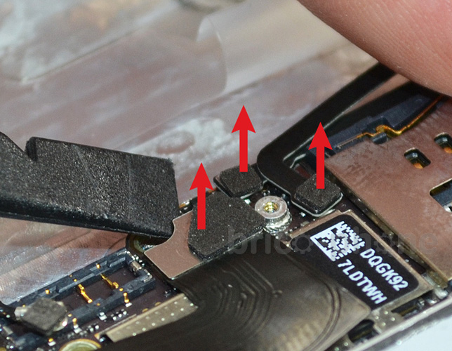 Changement de nappe bouton Power sur iPhone 5 photo 1