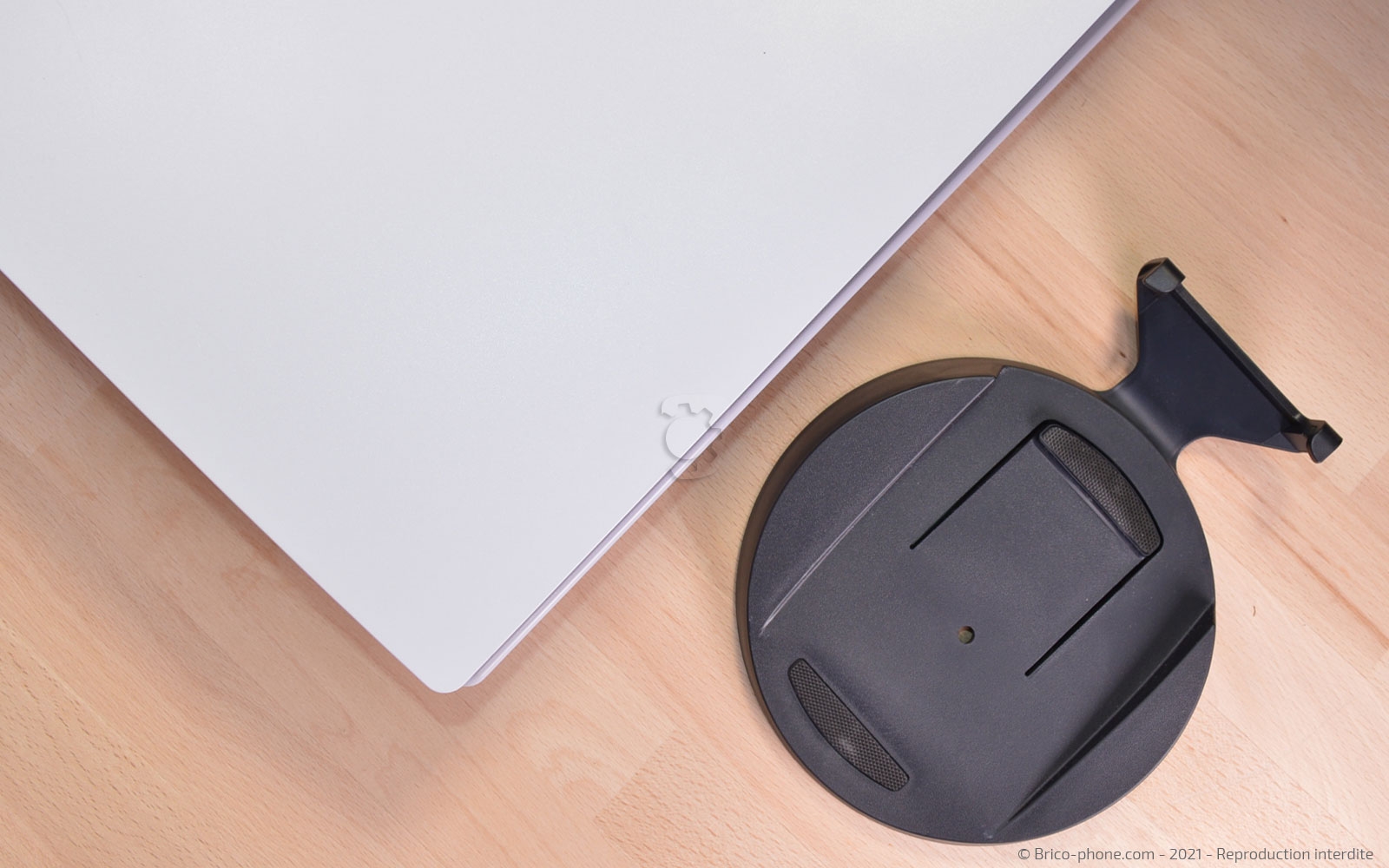 Changement des panneaux latéraux sur Playstation 5 photo 4