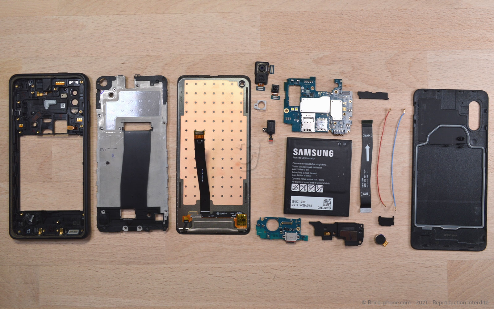 Démontage complet sur Galaxy Xcover Pro photo 1