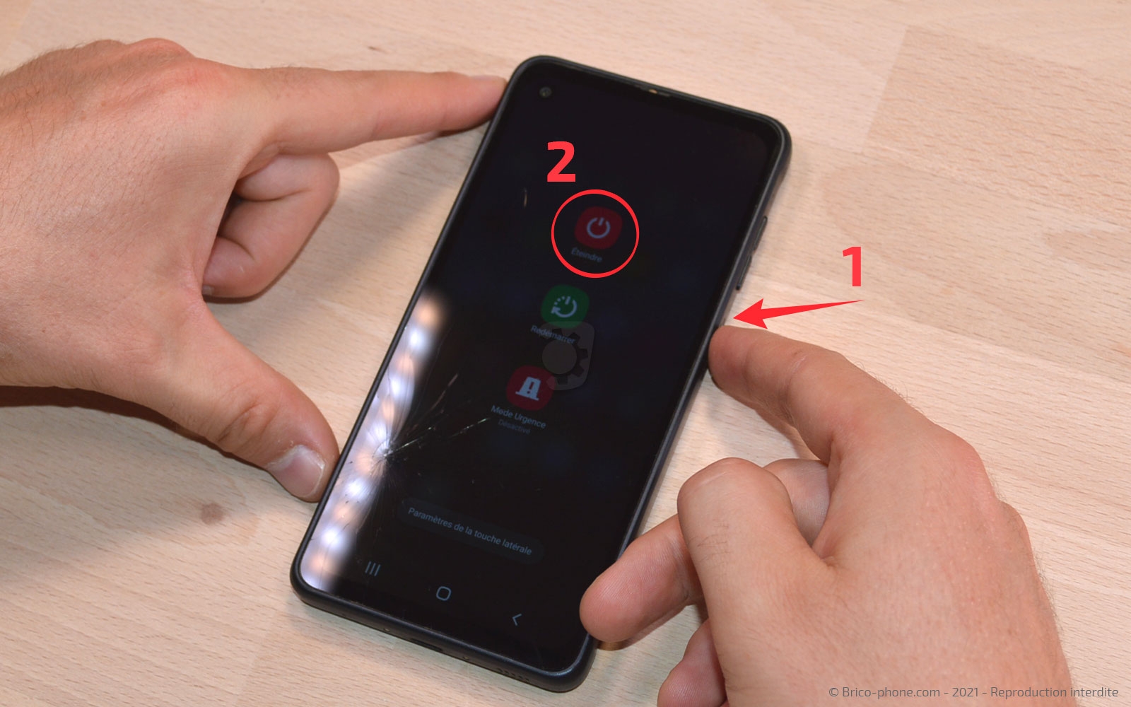 Changement du connecteur de charge sur Galaxy Xcover Pro photo 3