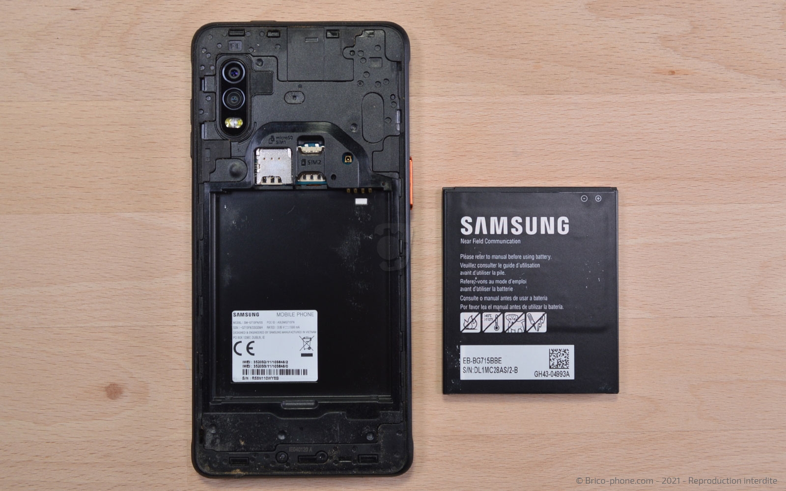 Changement du connecteur de charge sur Galaxy Xcover Pro photo 4