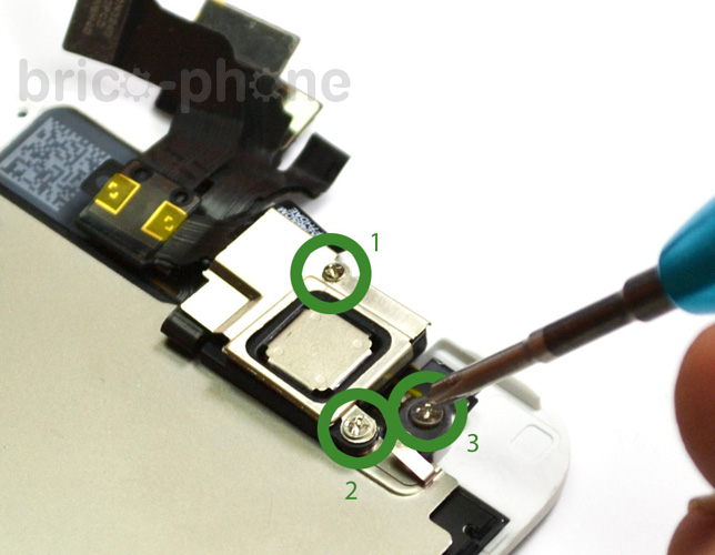 Changement de nappe caméra avant Facetime sur iPhone 5 photo 1