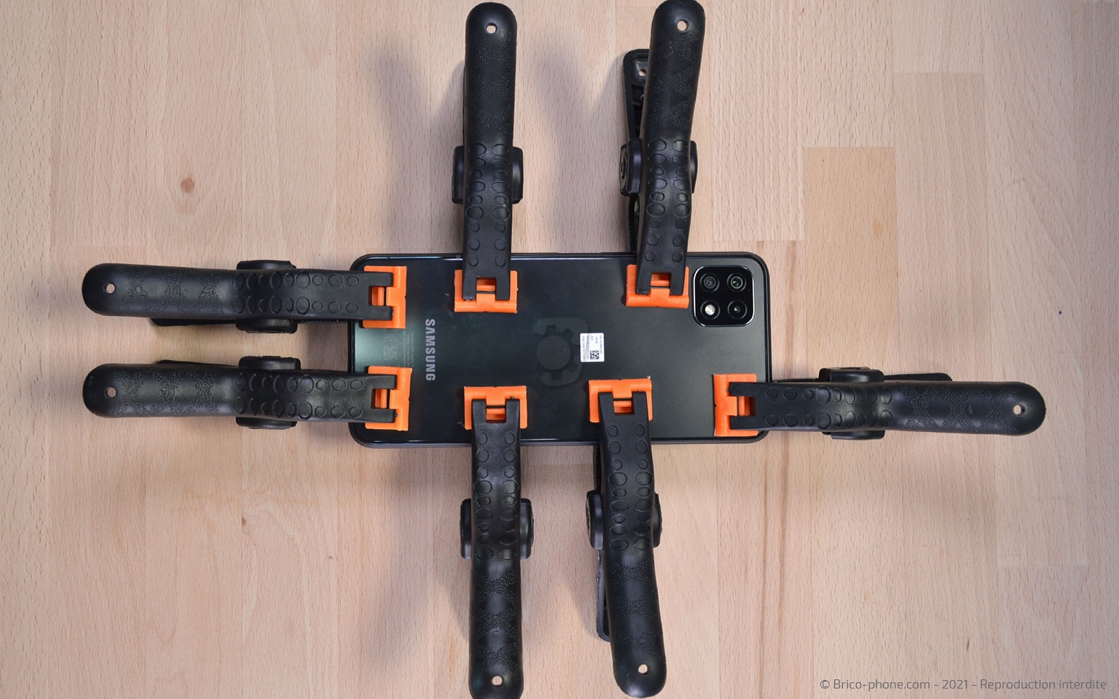 Changement du bloc écran sur Galaxy A22 (5G) photo 4
