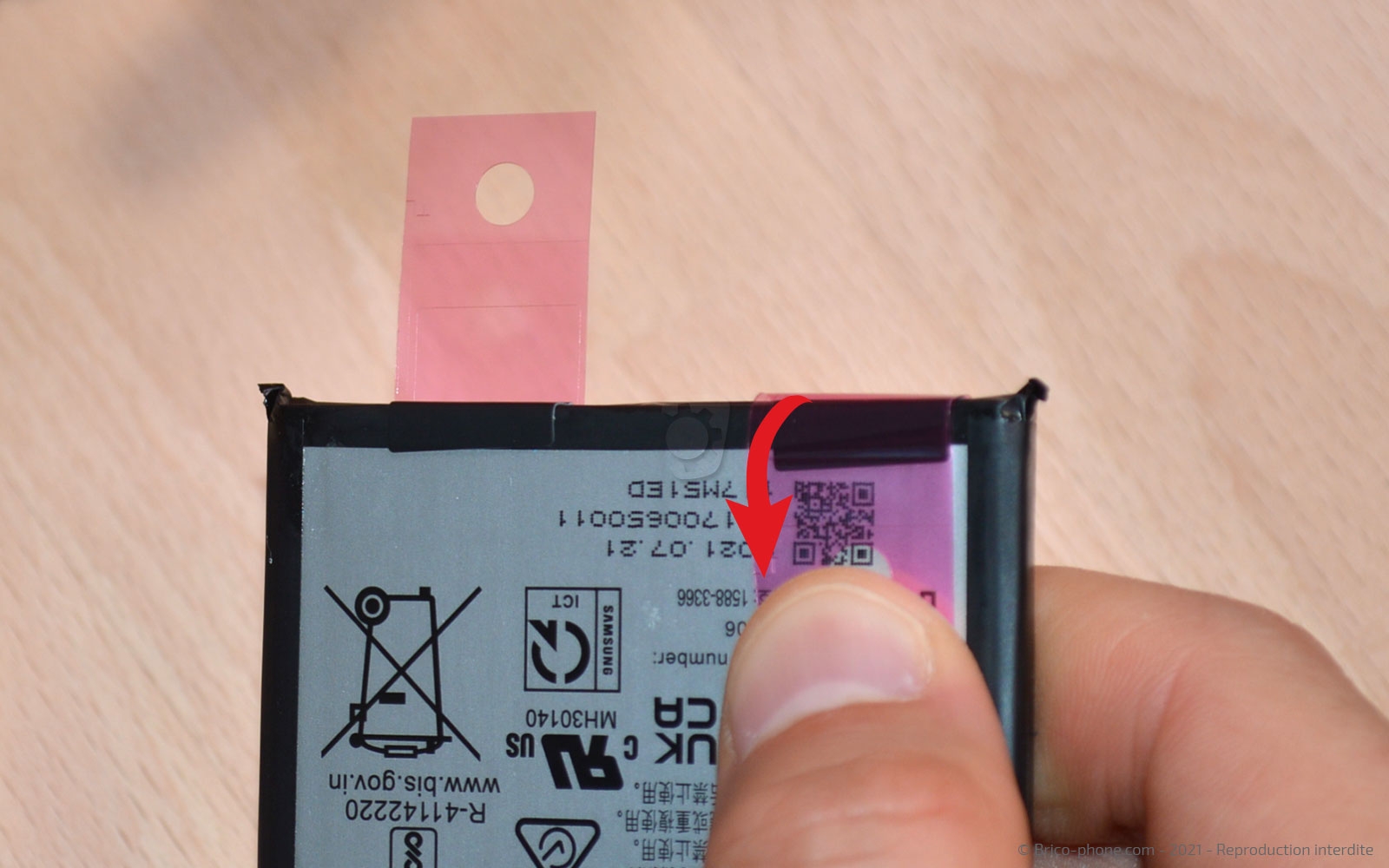 Changement de batterie sur Galaxy A22 (5G) photo 2