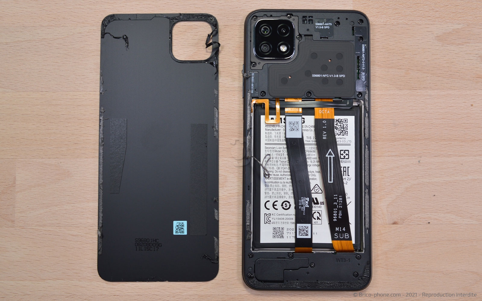 Changement de batterie sur Galaxy A22 (5G) photo 3