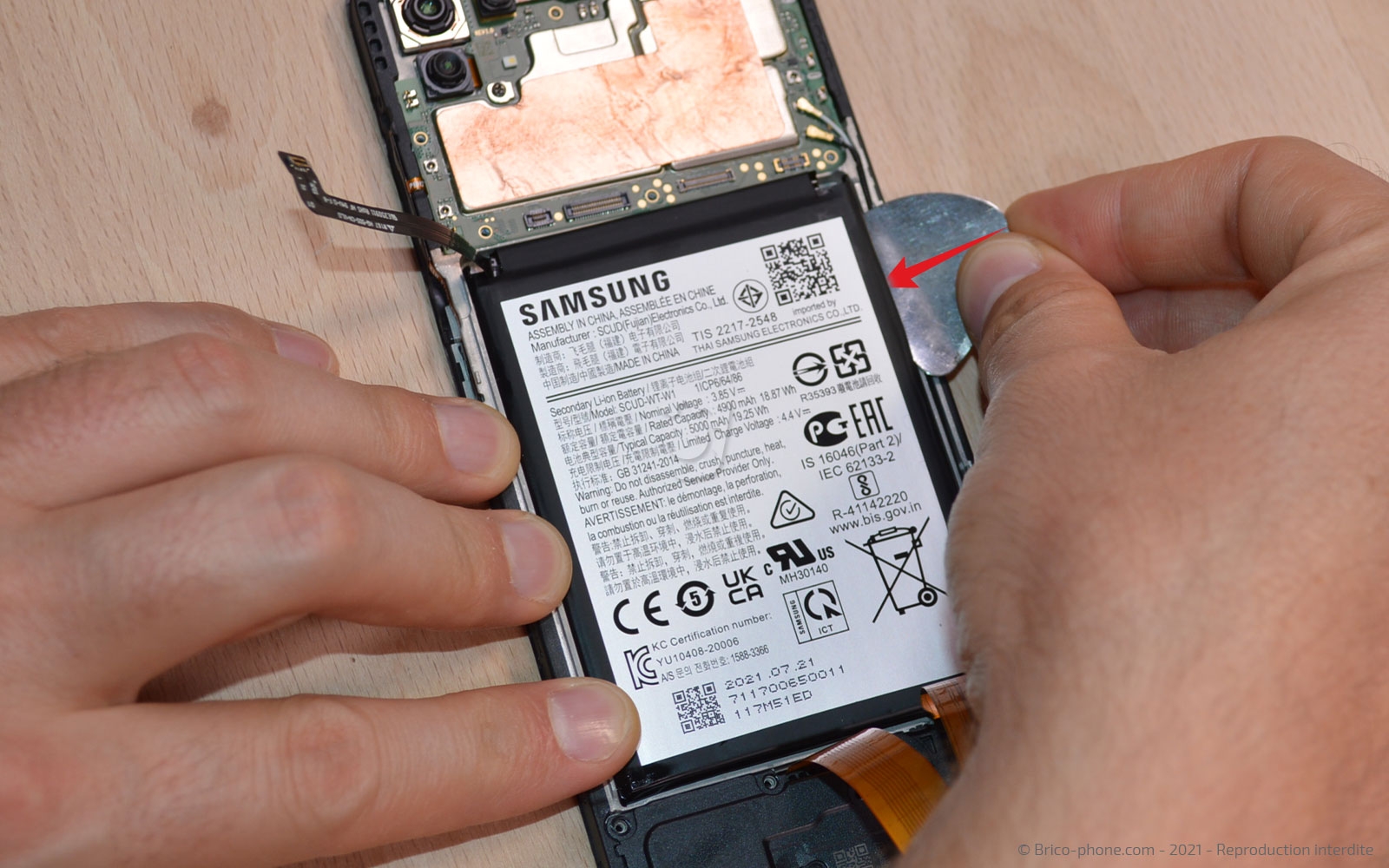 Changement de batterie sur Galaxy A22 (5G) photo 1