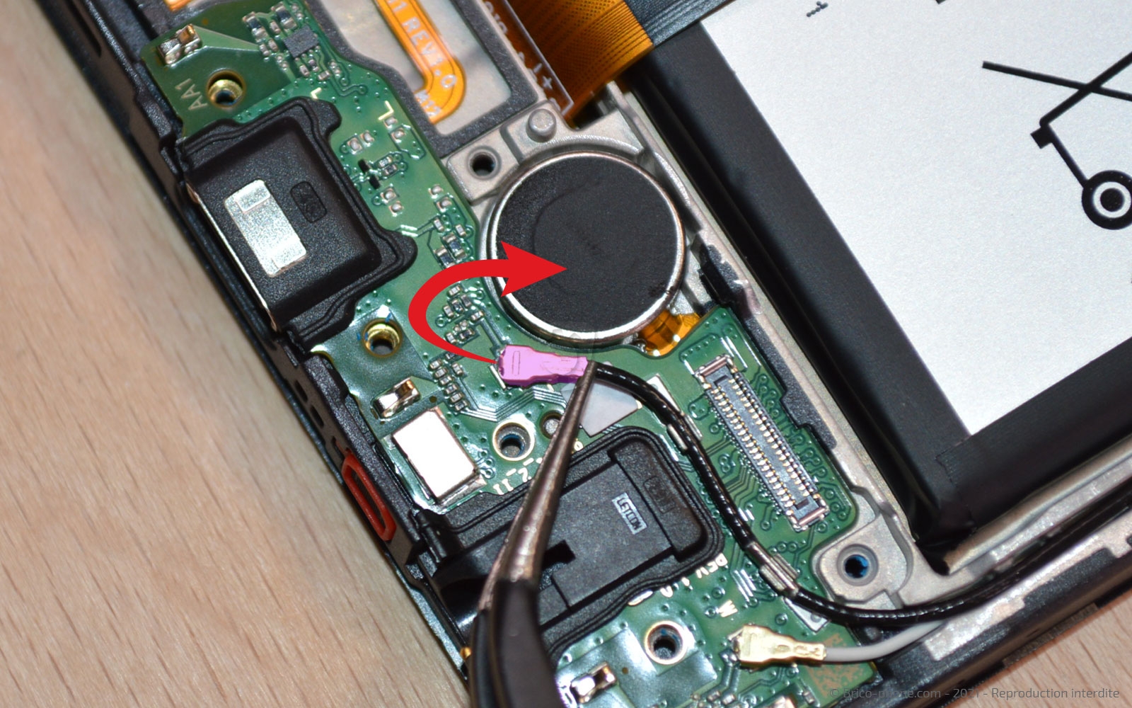 Changement de connecteur de charge sur Galaxy A22 (5G) photo 2