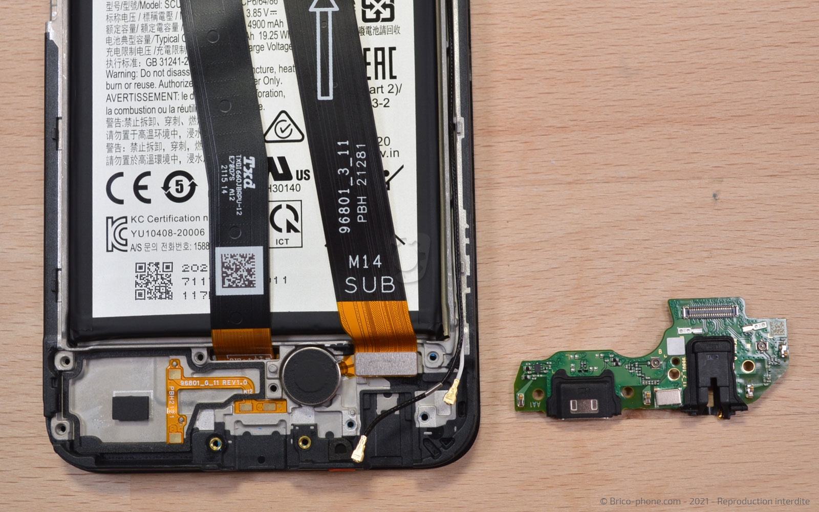 Changement de connecteur de charge sur Galaxy A22 (5G) photo 2