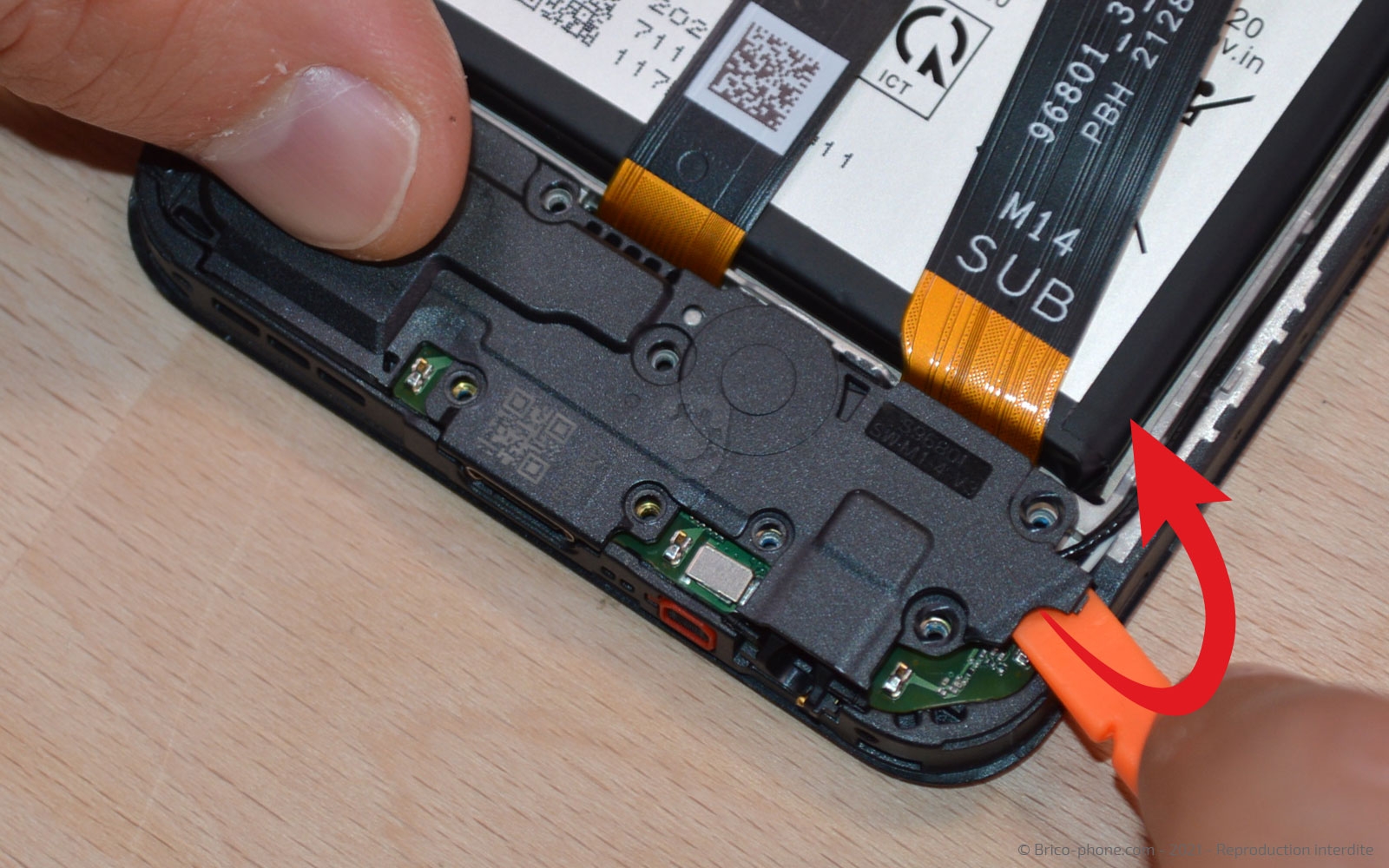 Changement de connecteur de charge sur Galaxy A22 (5G) photo 2