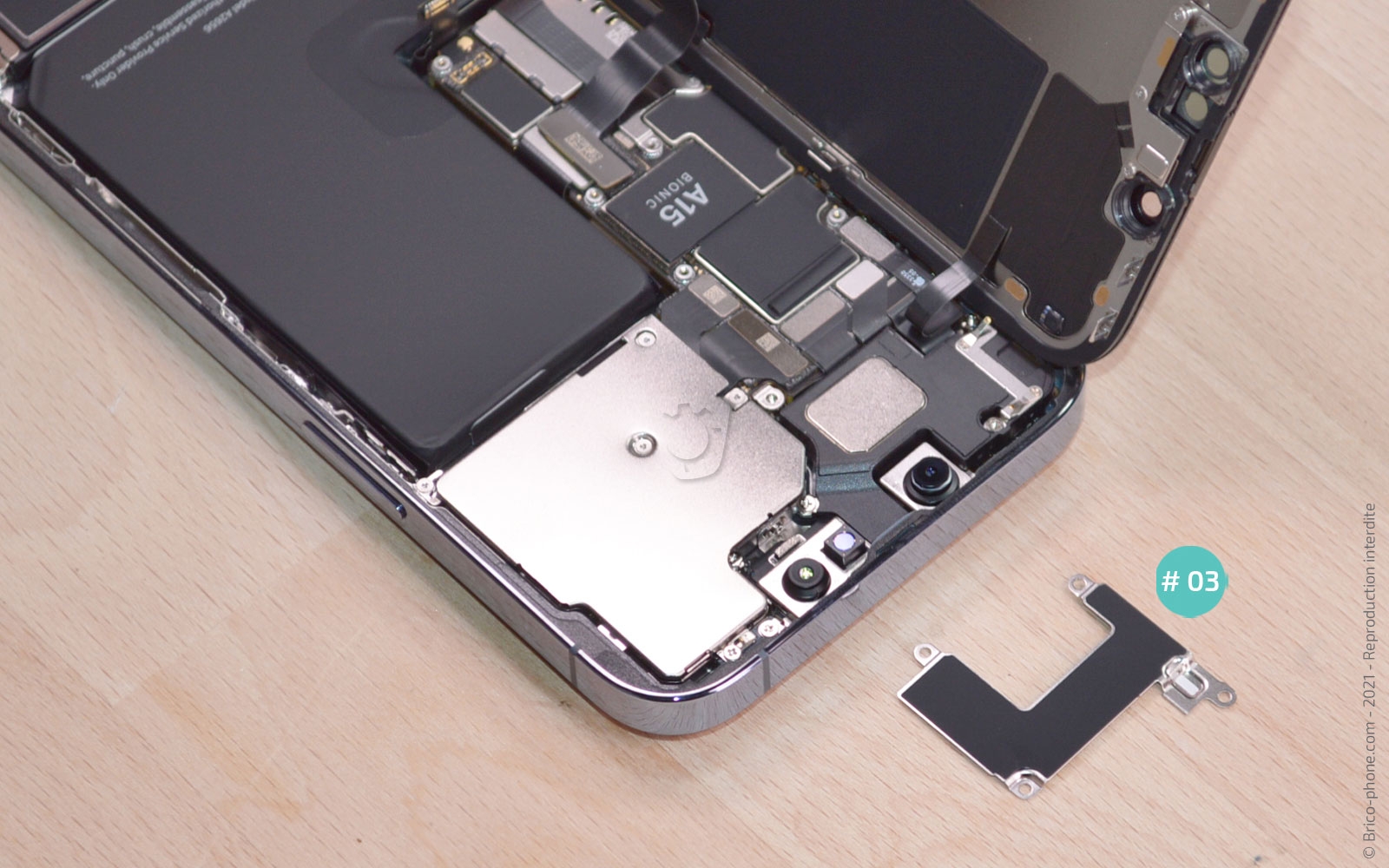 Changement de l'écran (vitre + Oled) sur iPhone 13 Pro photo 4