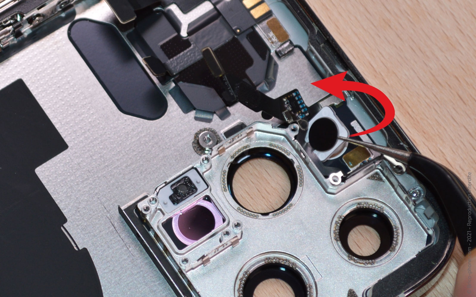 Guide de réparation sur iPhone 13 Pro Max photo 2