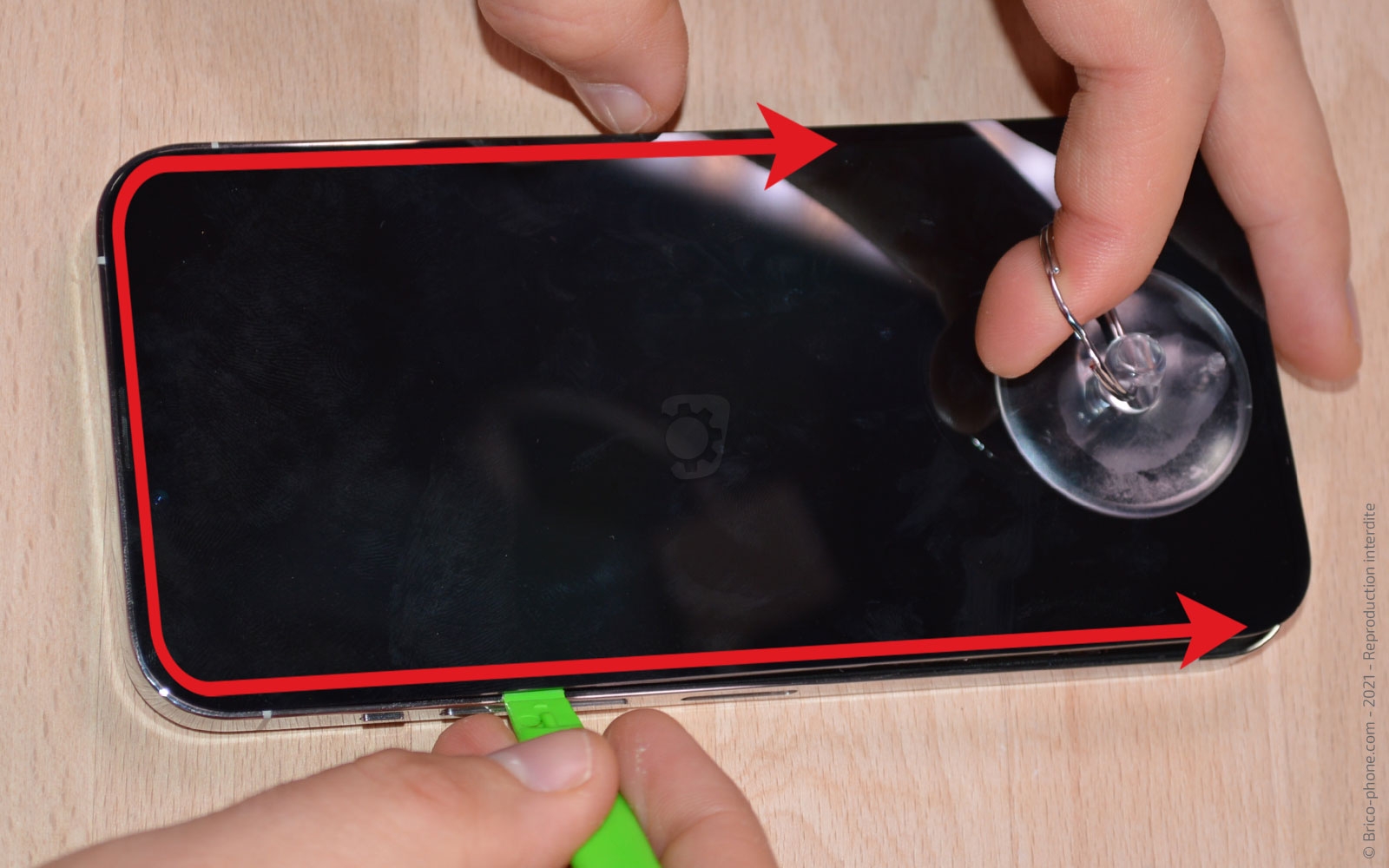 Comment remplacer la batterie sur iPhone 13 Pro Max photo 3