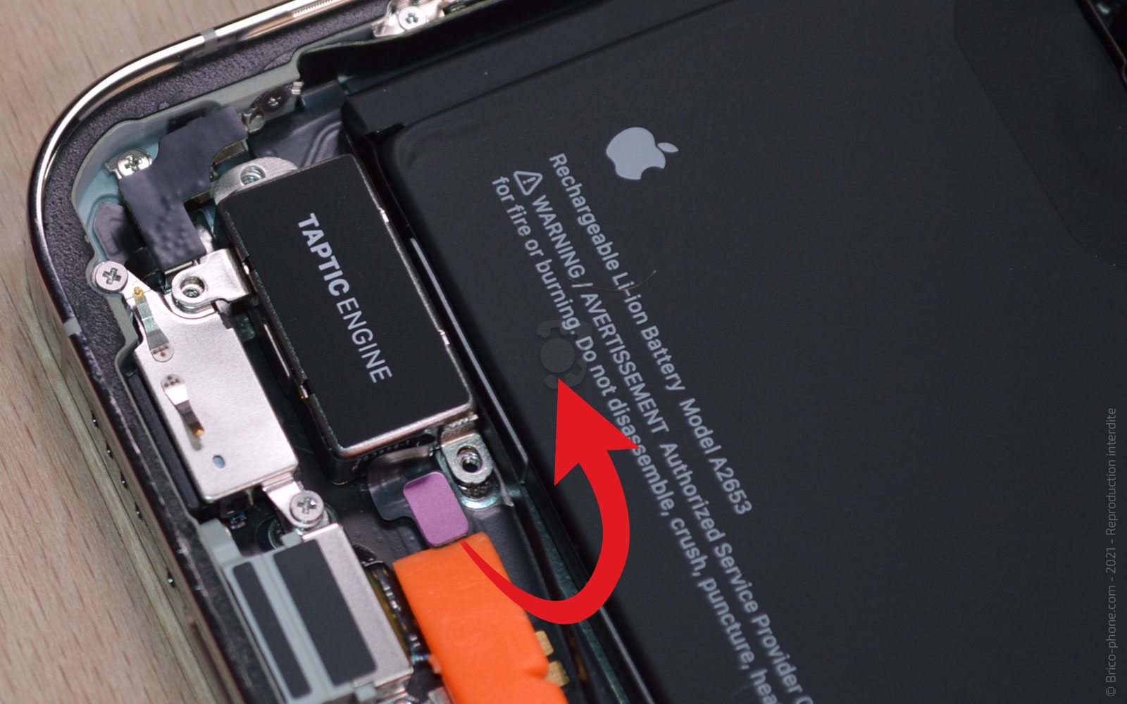 Comment changer le connecteur de charge sur iPhone 13 Pro Max photo 1