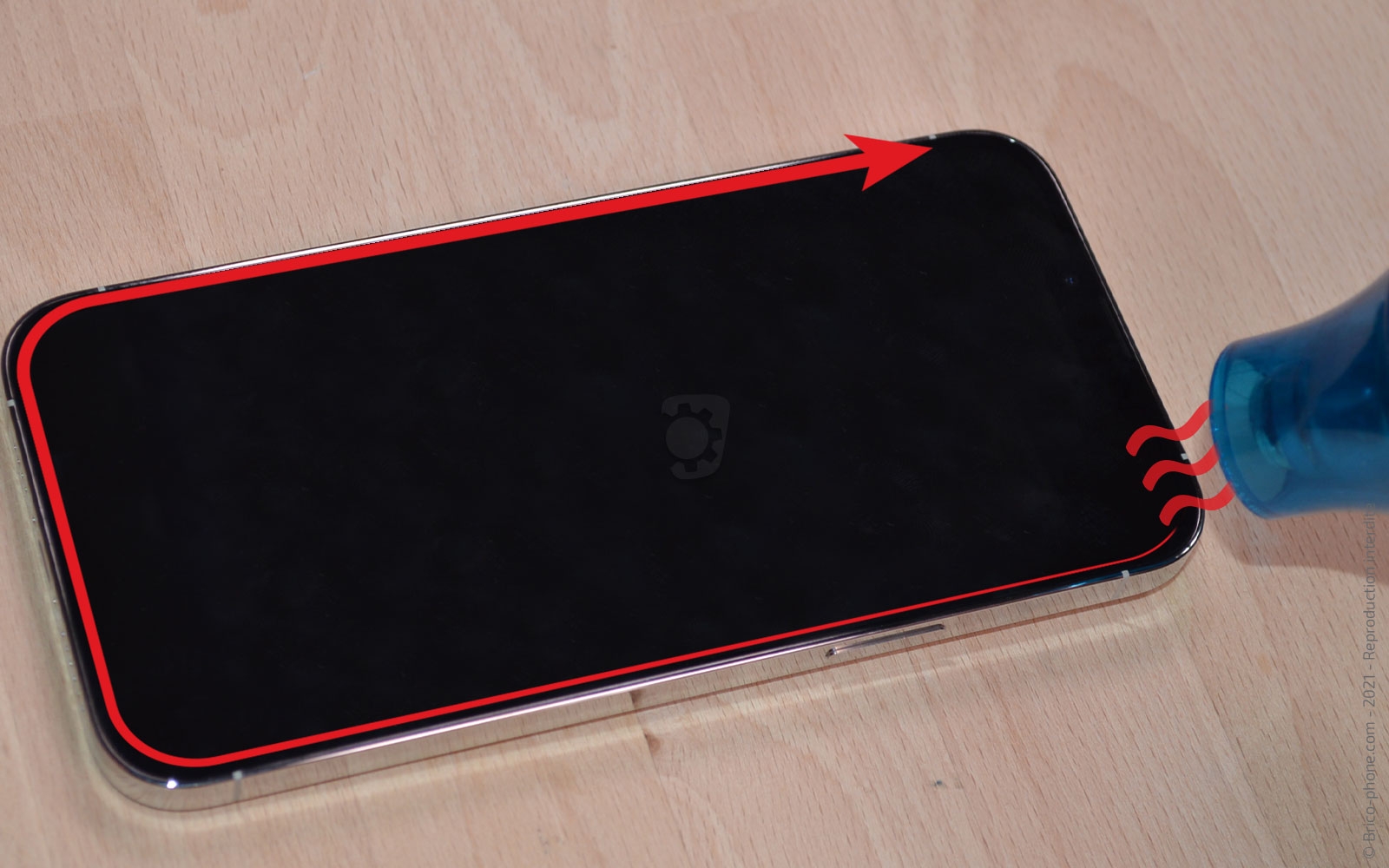 Comment remplacer le Taptic Engine (vibreur) sur iPhone 13 Pro Max photo 2