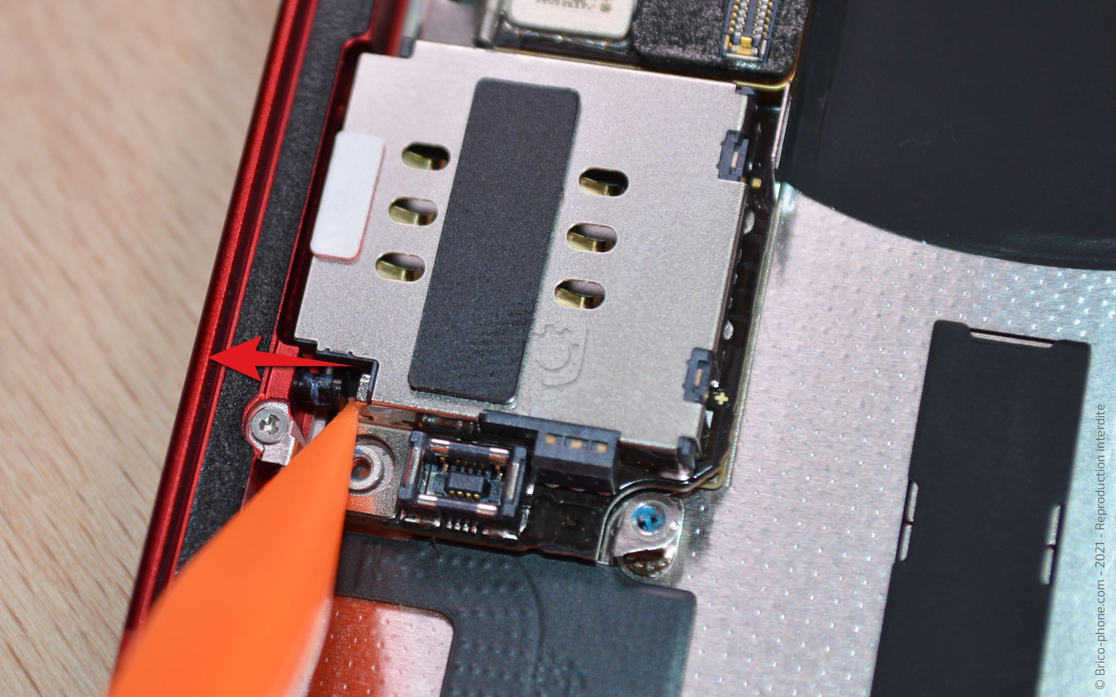 Démontage complet sur iPhone 13 Mini photo 3