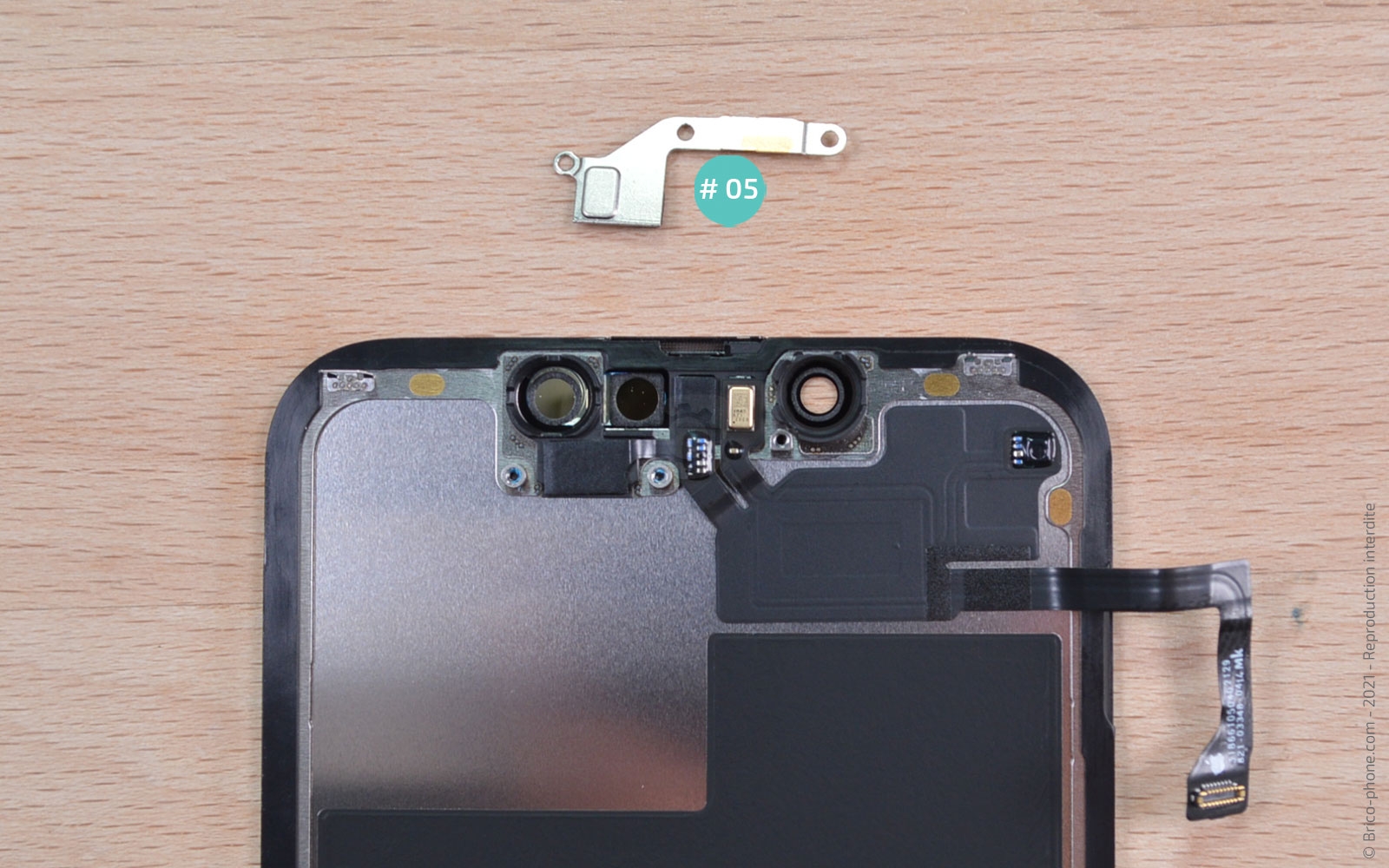 Changement d'écran (vitre + Oled) sur iPhone 13 Mini photo 3