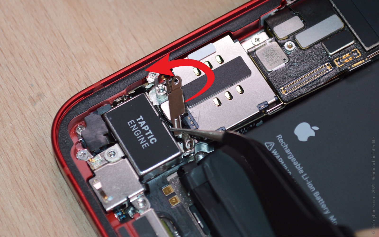 Changement du connecteur de charge sur iPhone 13 Mini photo 2