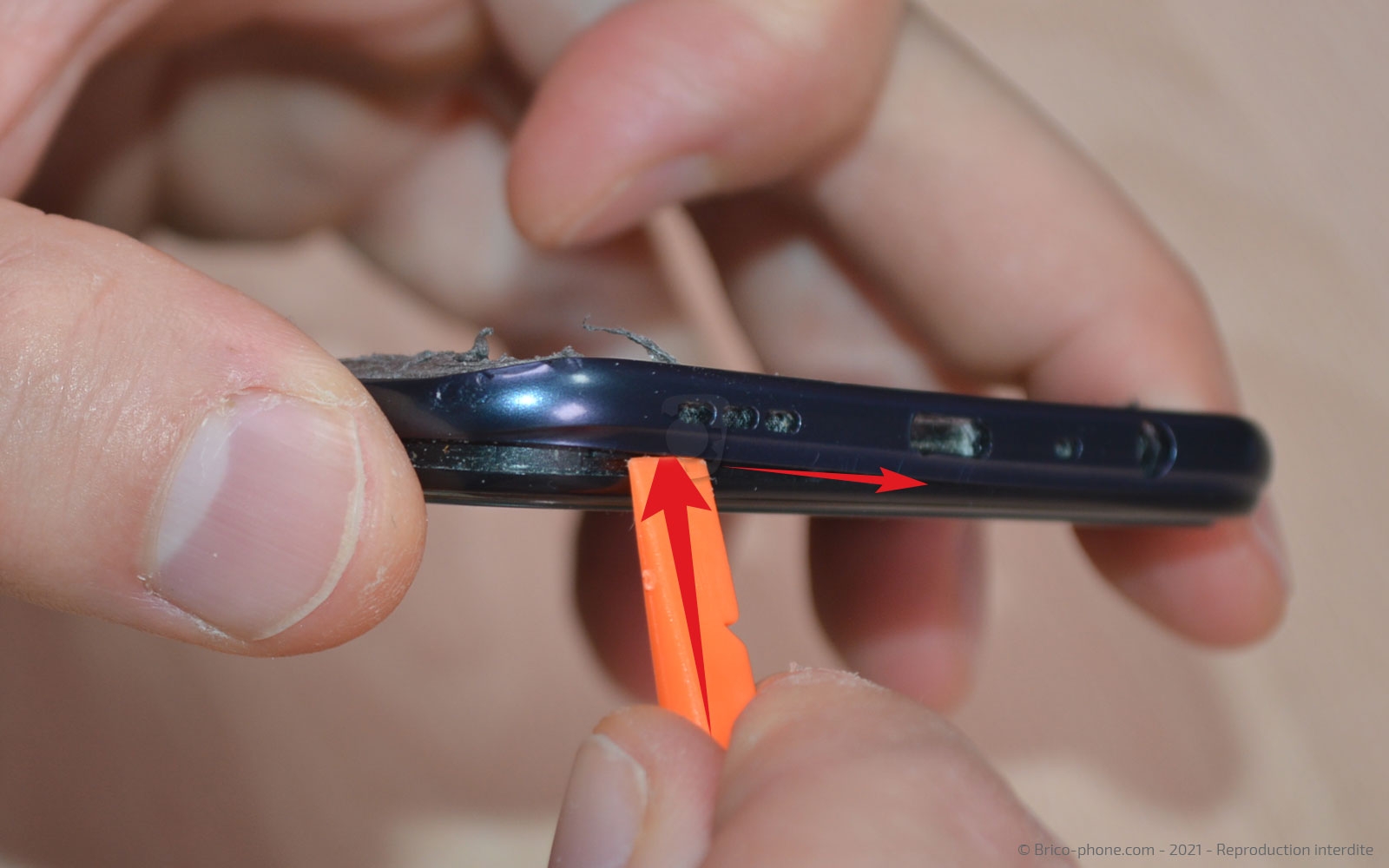 Changement du connecteur de charge sur A15 photo 3