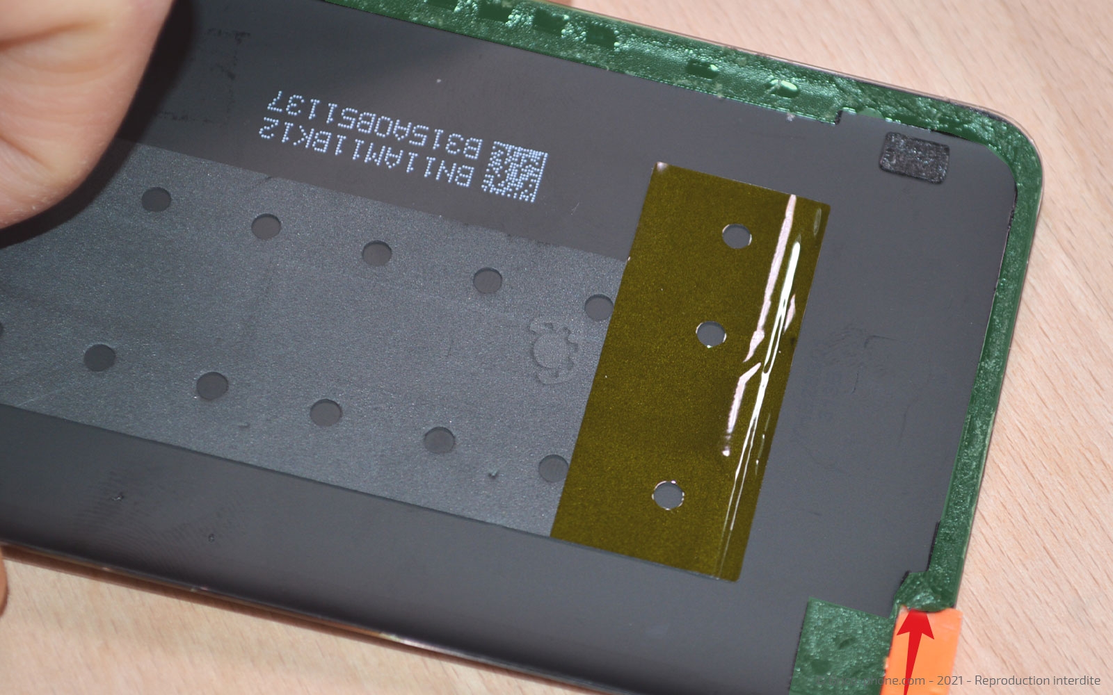 Comment changer le bloc écran sur Poco F3 photo 1