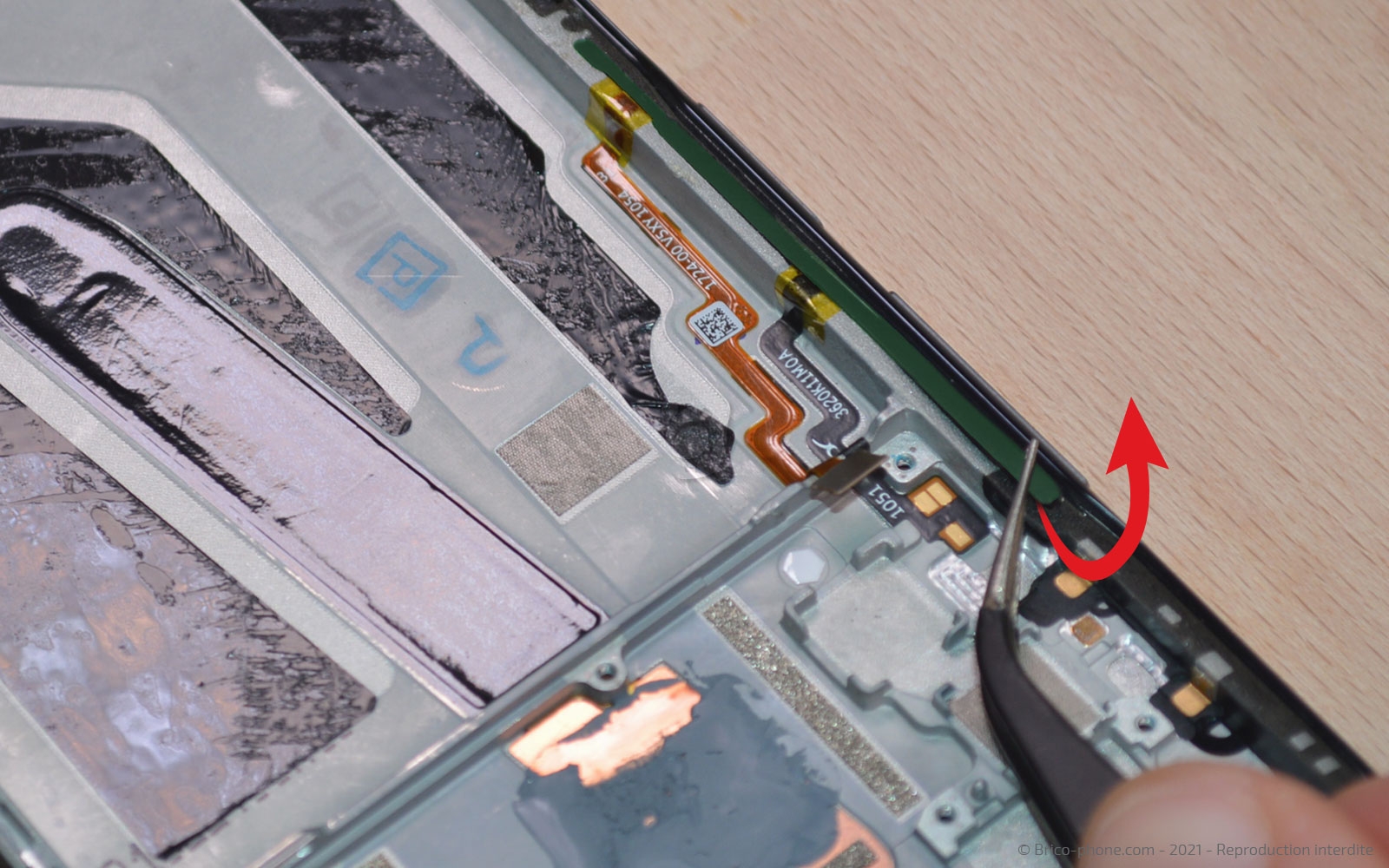 Comment changer le bloc écran sur Poco F3 photo 1