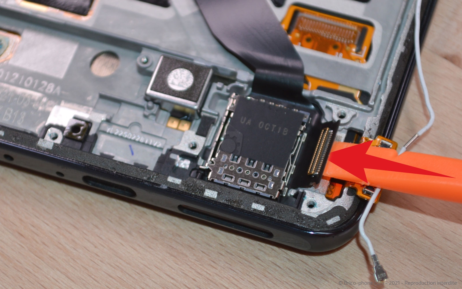 Comment changer le bloc écran sur Poco F3 photo 1