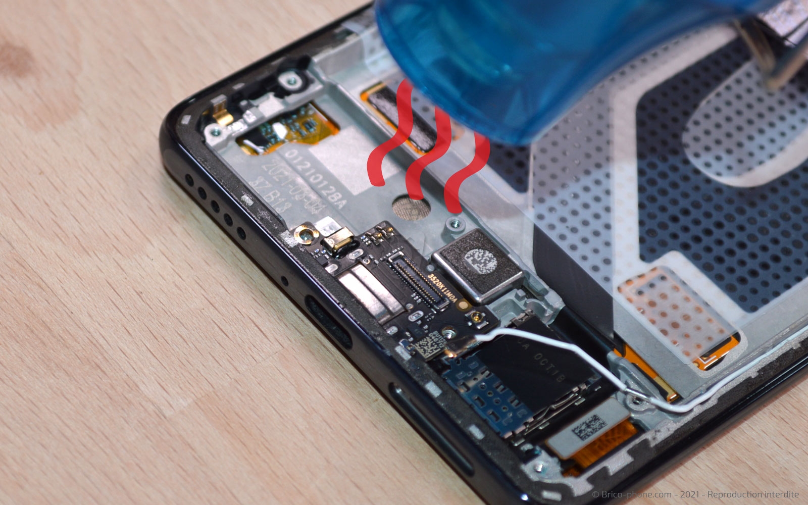 Comment changer le bloc écran sur Poco F3 photo 2