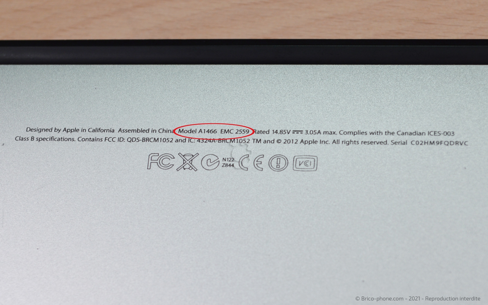 Changement de batterie sur Macbook Air 13 pouces A1466 EMC 2559 - 2012 photo 2