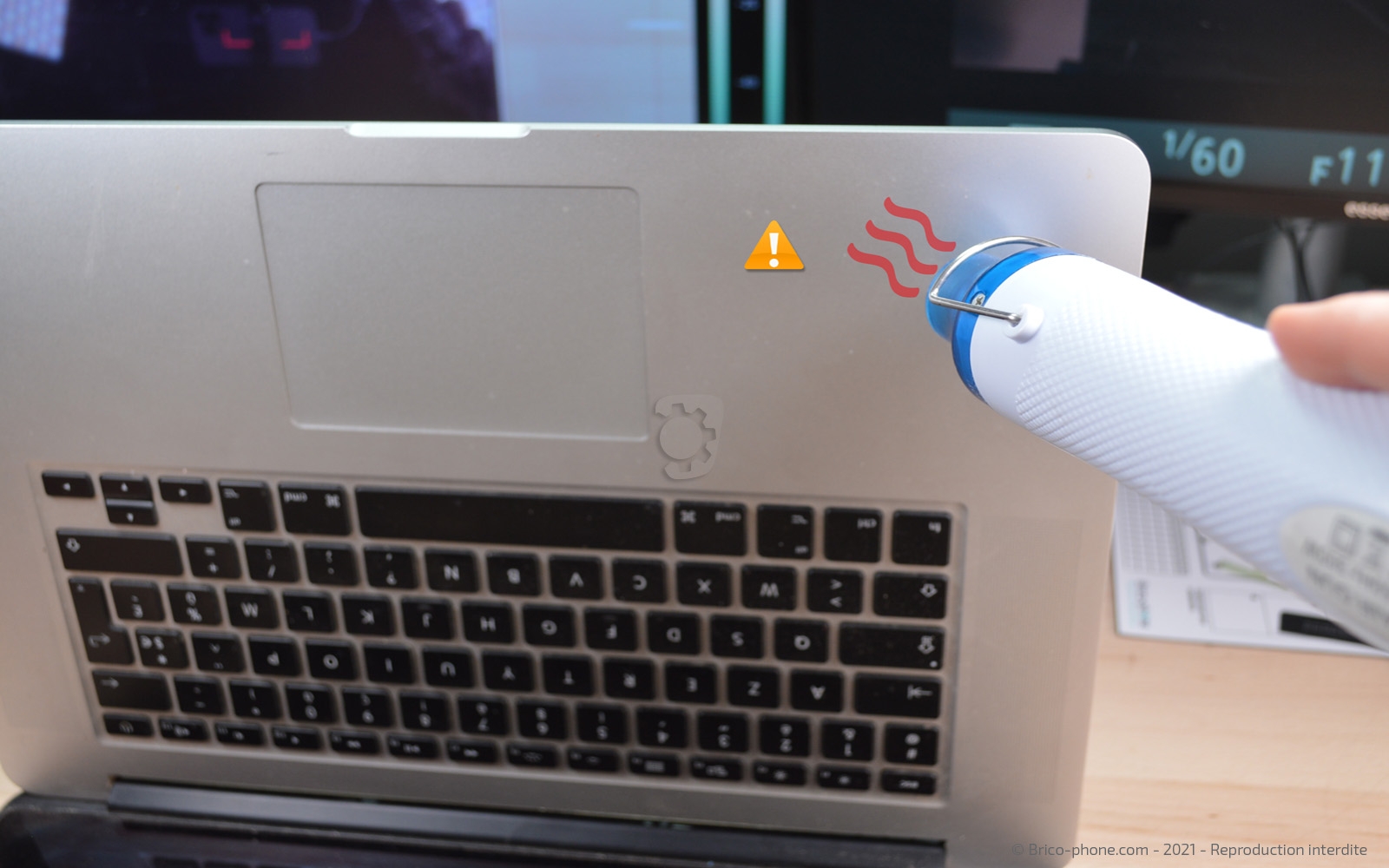 Changement de batterie sur Macbook Pro 15 pouces A1398 EMC 2745 - 2013 photo 1