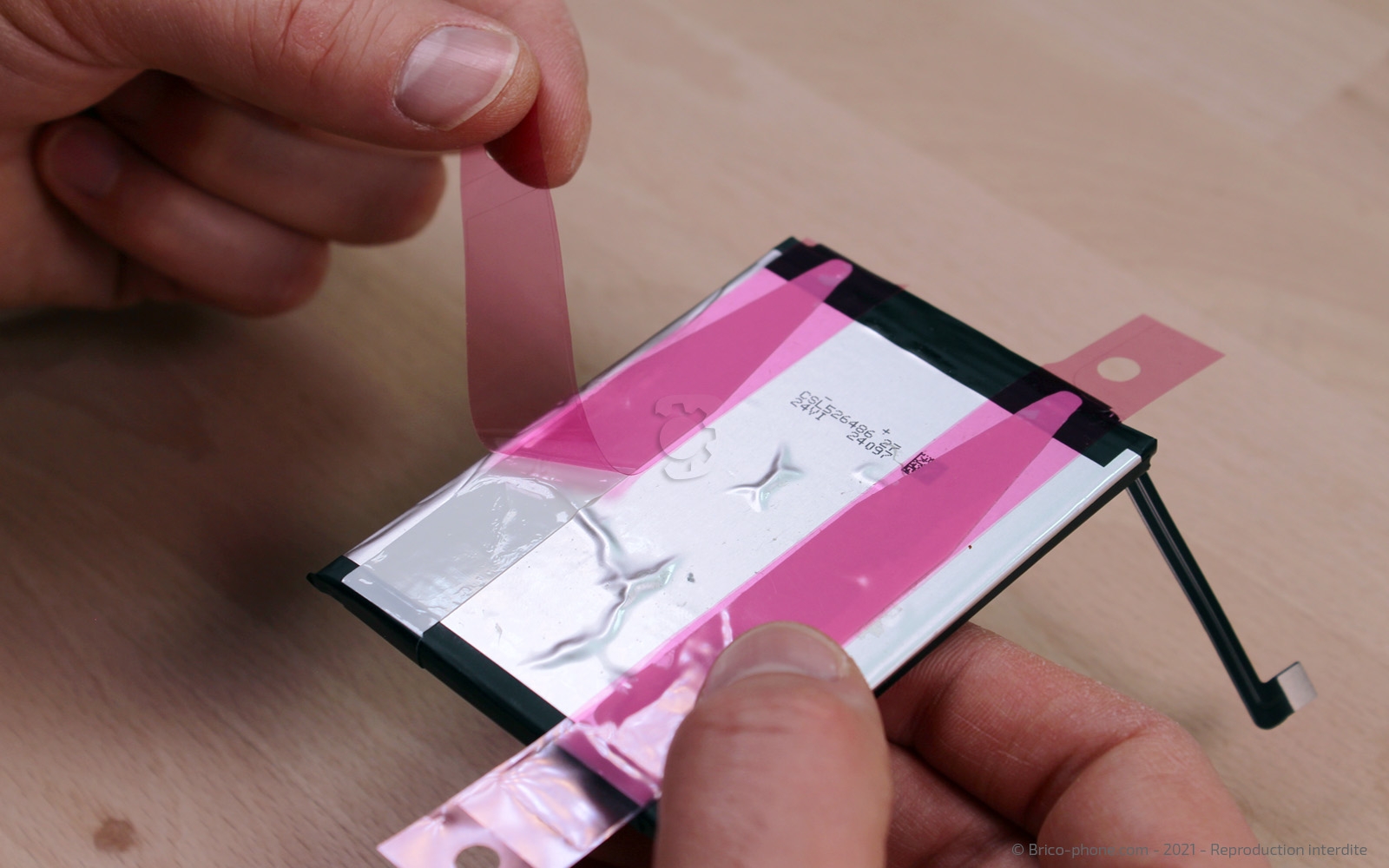 Changement batterie sur Galaxy A03s photo 3